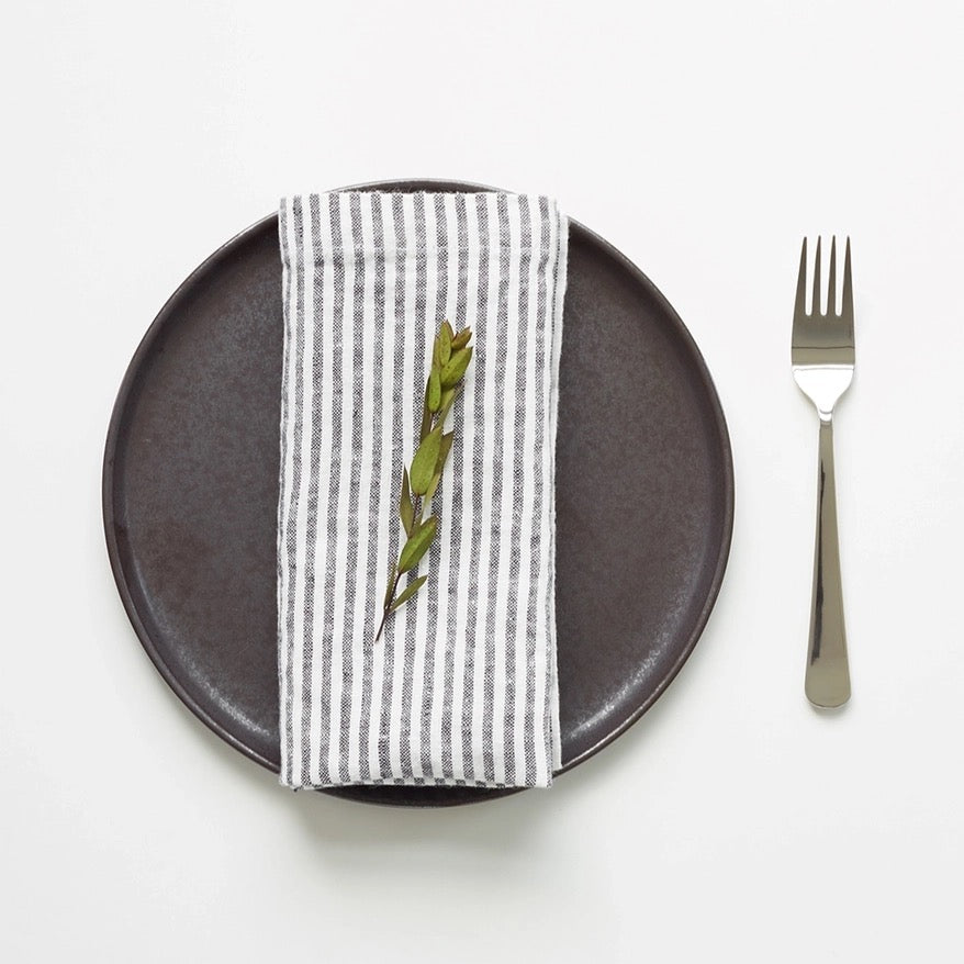 Solid Linen Napkins - Set of 2 (2 Colors)