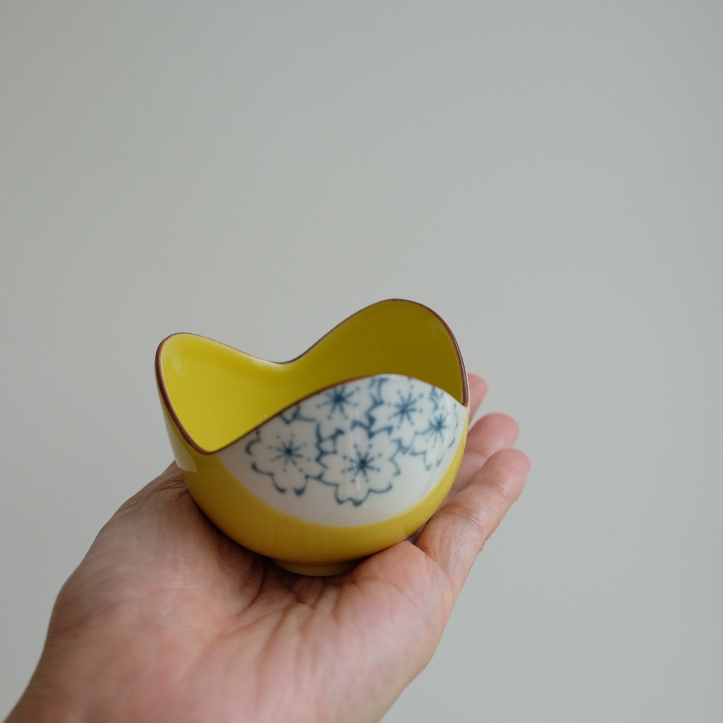 Mini Flower Bud Deep Dish