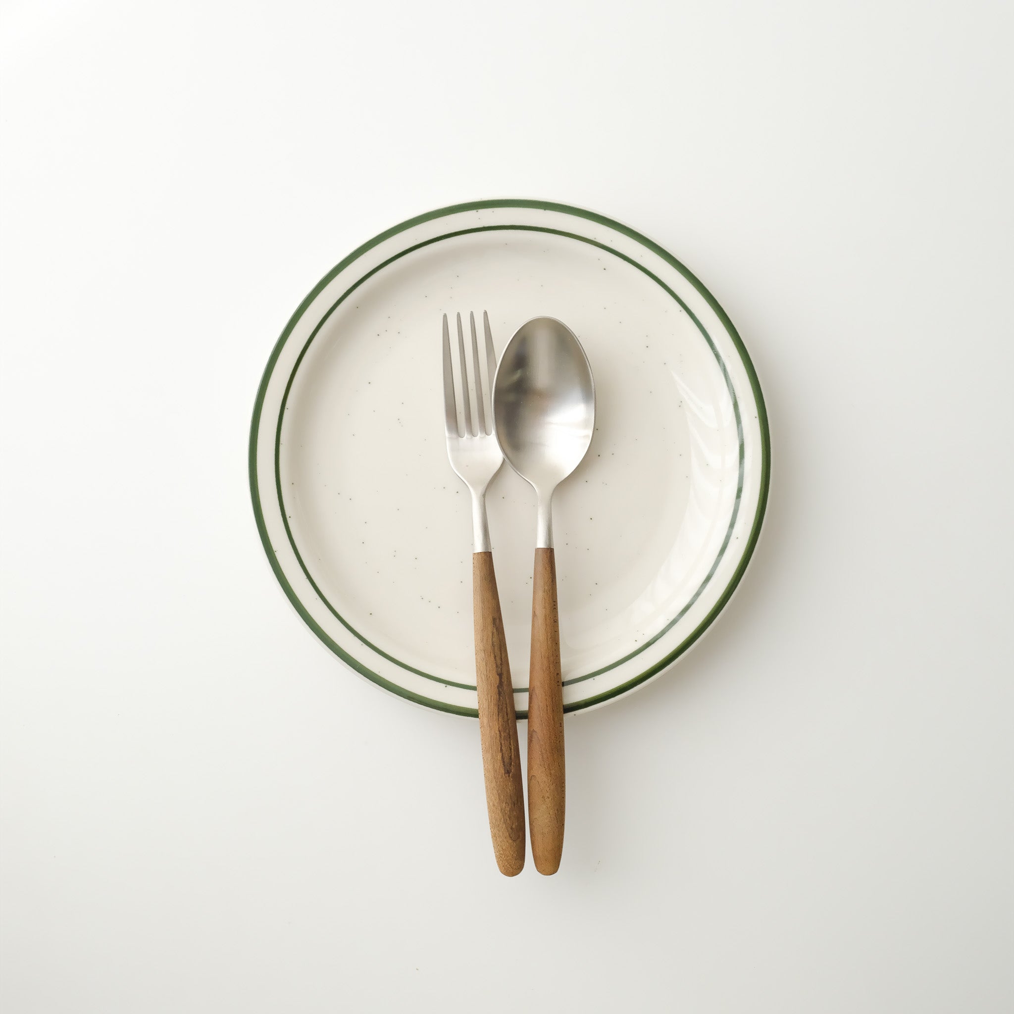 TUXTON Emerald Plate