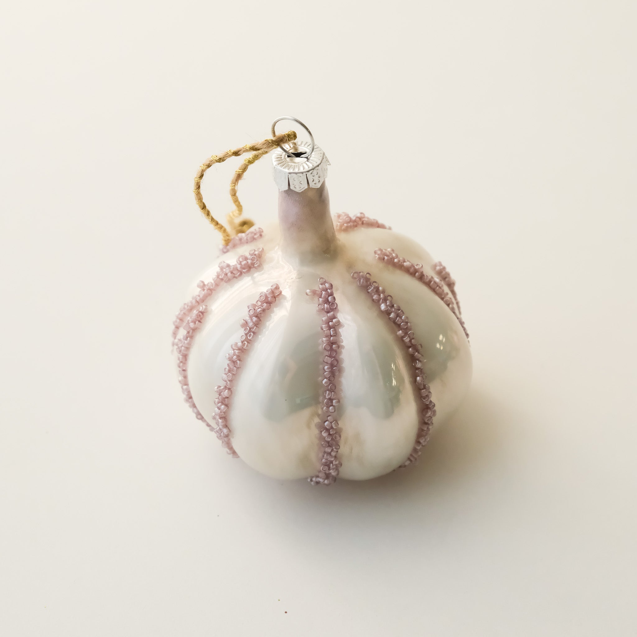 Vintage Heirloom Ornament - Garlic (2 colors)