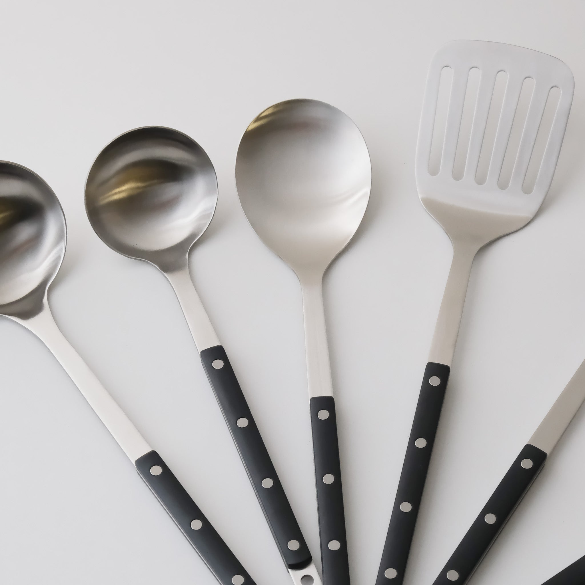 Bistro Cooking Tools (7 Options) - Black
