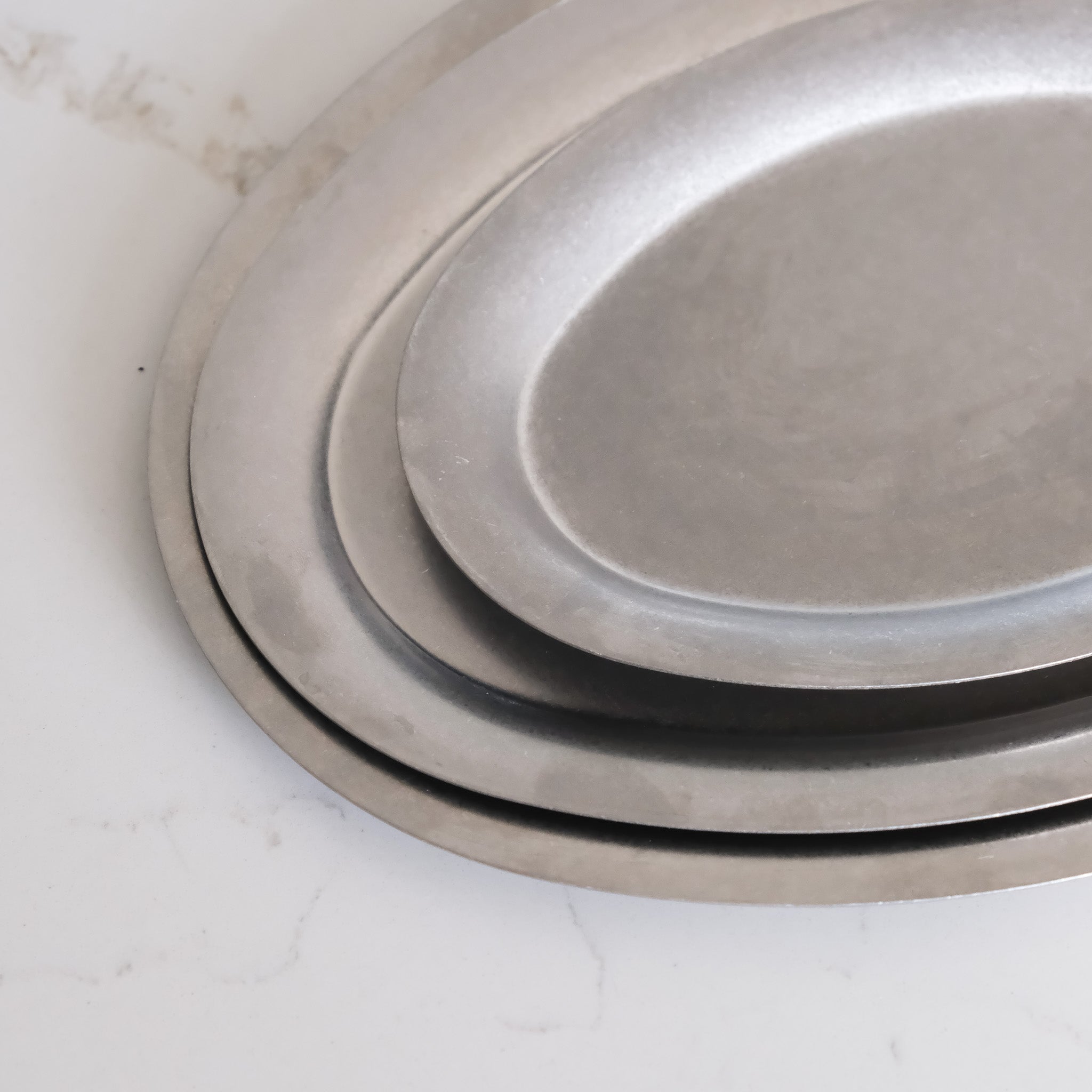 Agueda Vintro Series- Oval Plates (3 Sizes)