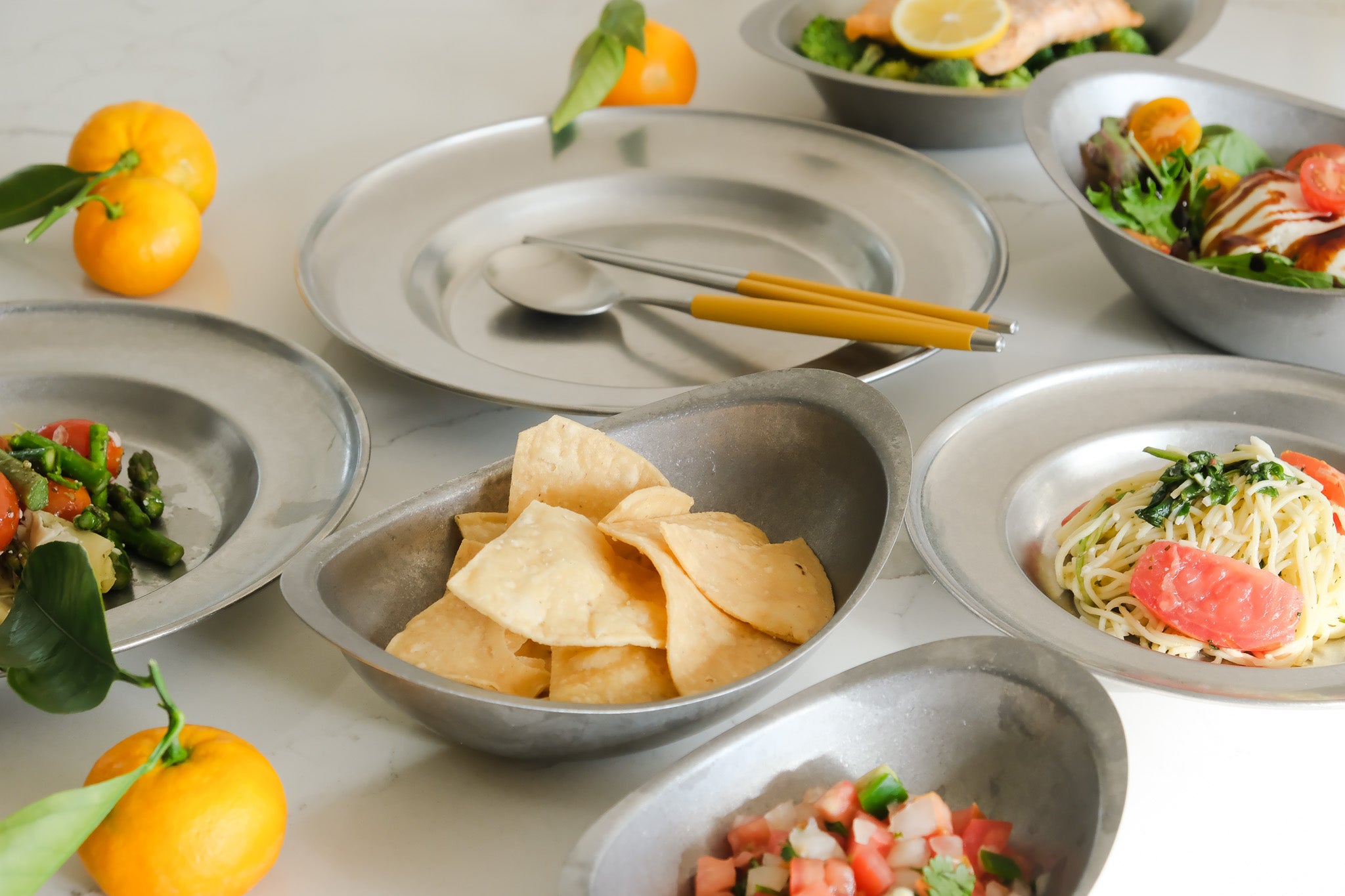 Agueda Vintro Series- Oval Plates (3 Sizes)