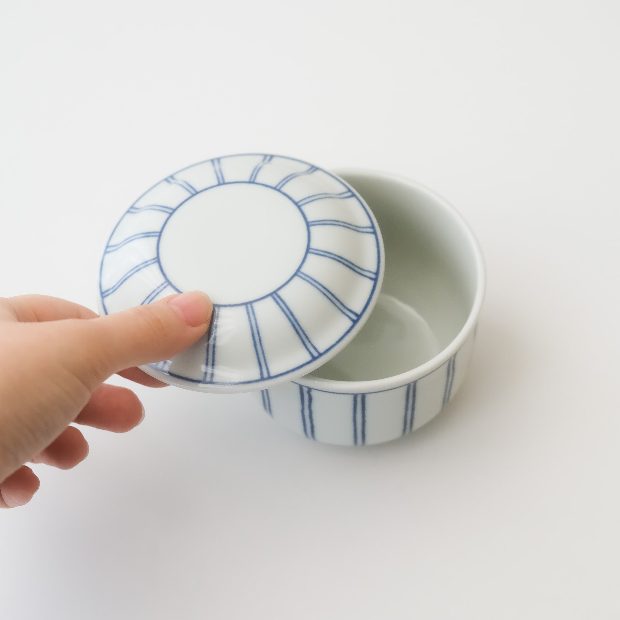 Striped Chawanmushi Dish