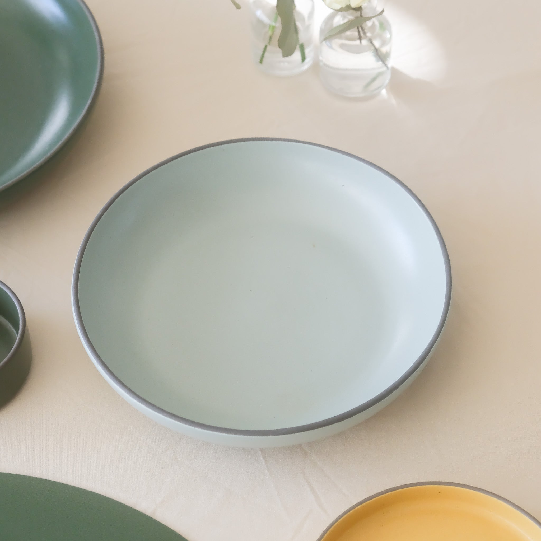 Heritage Classic Deep Plate (2 Sizes)
