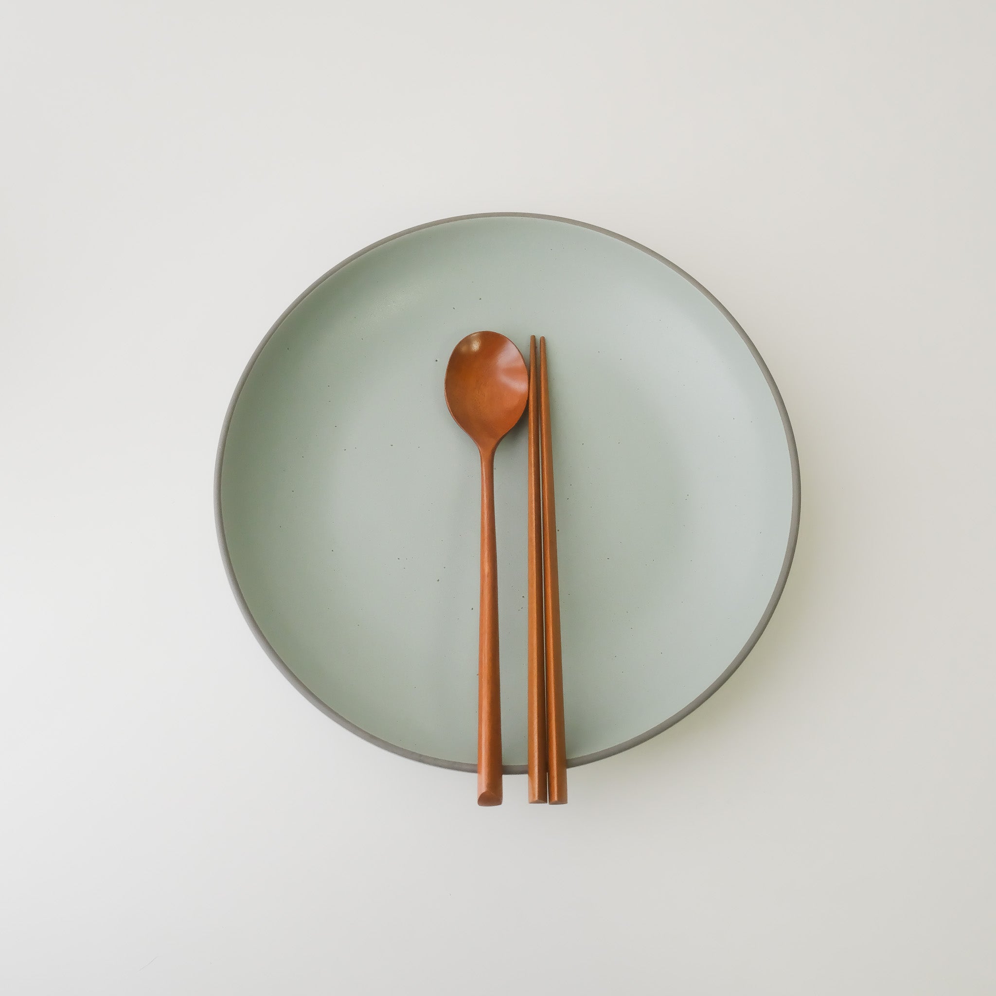 Heritage Classic Deep Plate (2 Sizes)