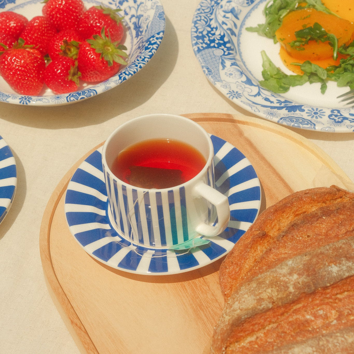 Steccato Narrow Teacup & Saucer