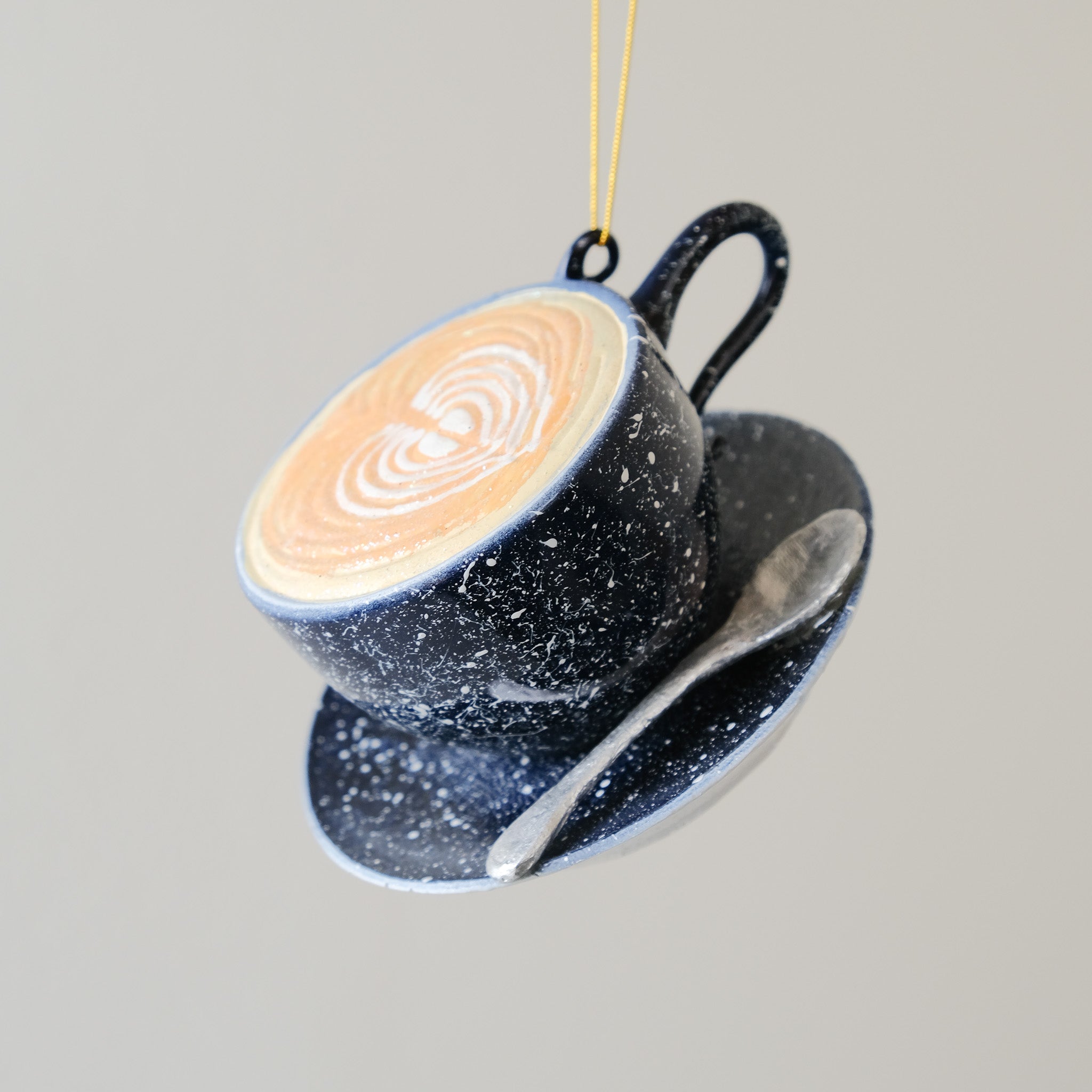 Vintage Heirloom Ornament - Cafe Au Lait