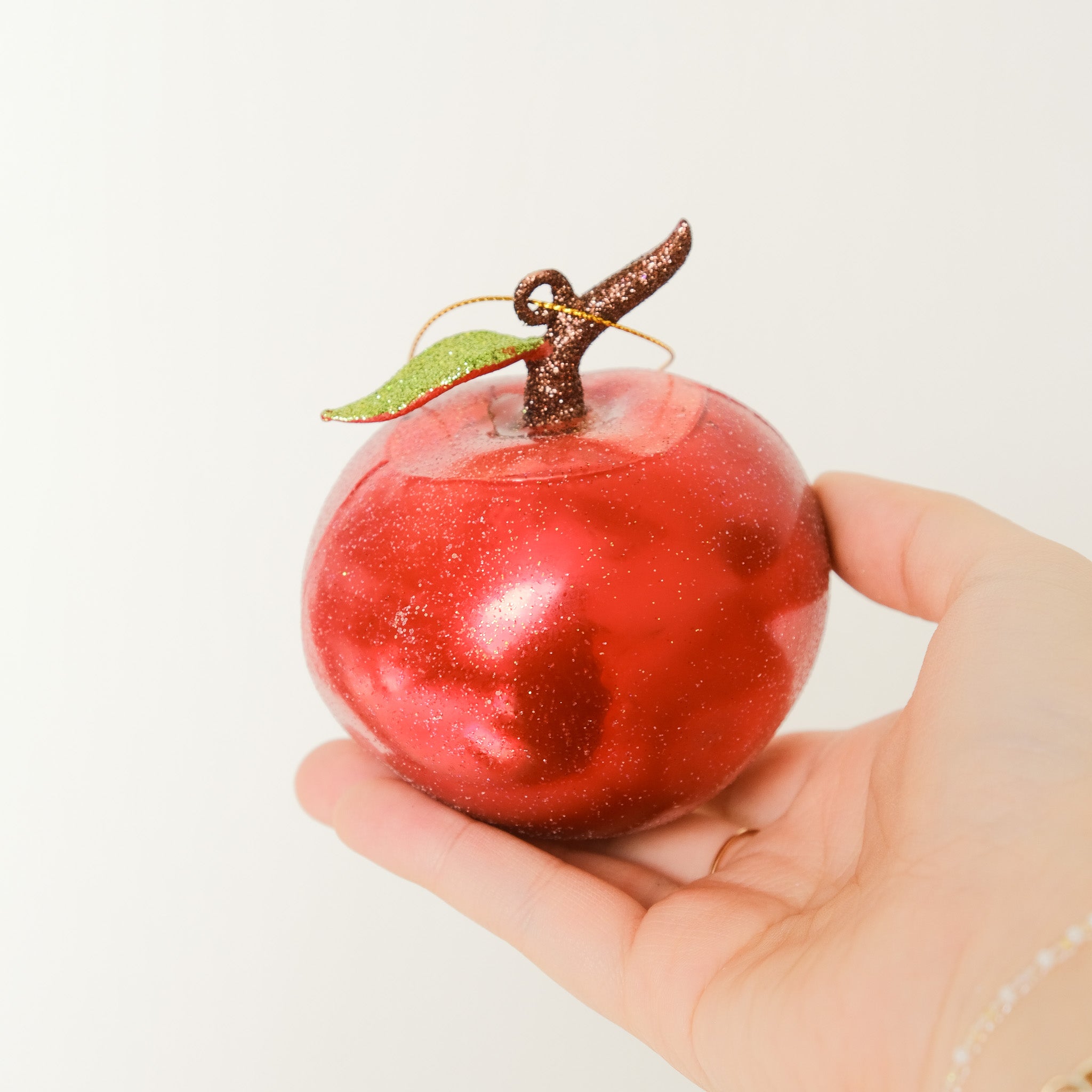 Vintage Heirloom Ornament - Orchard Apple