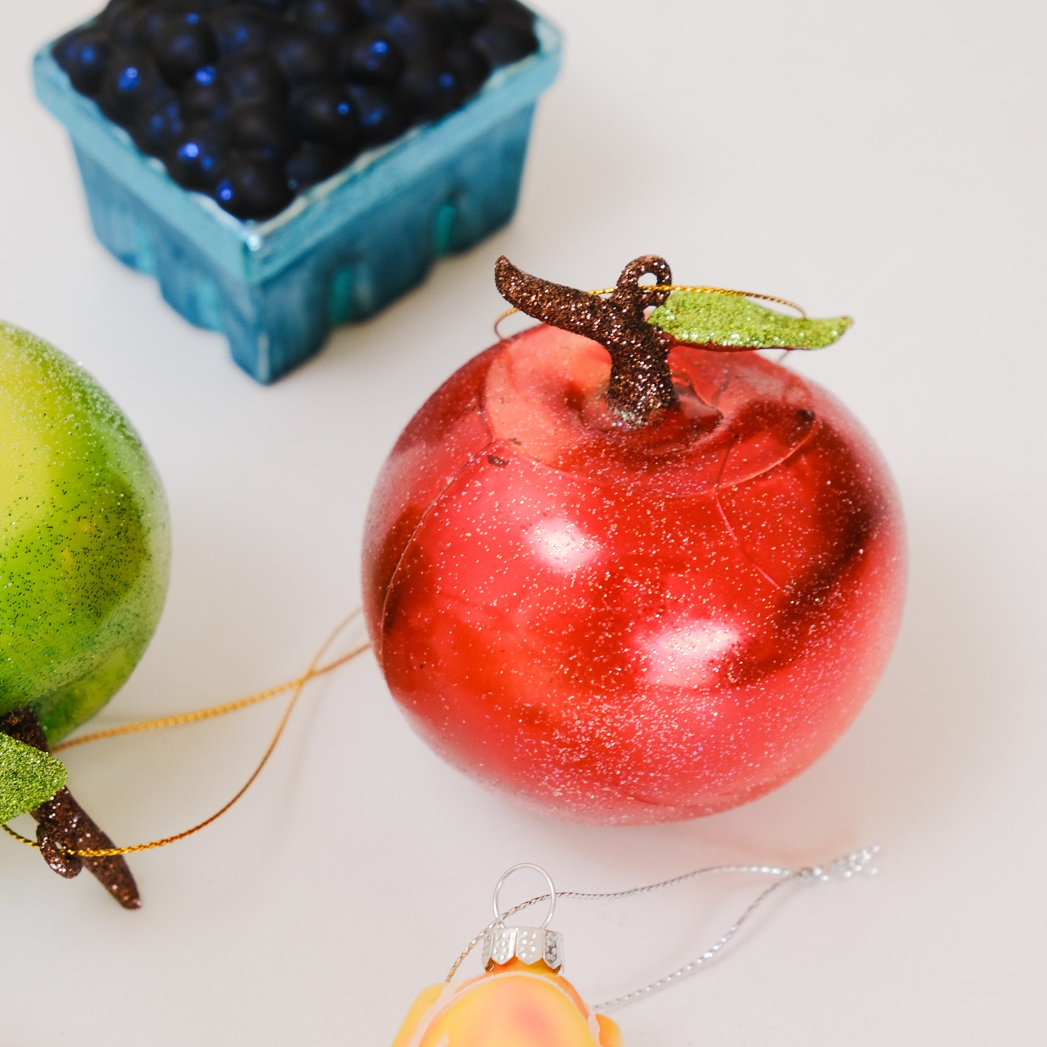 Vintage Heirloom Ornament - Orchard Apple