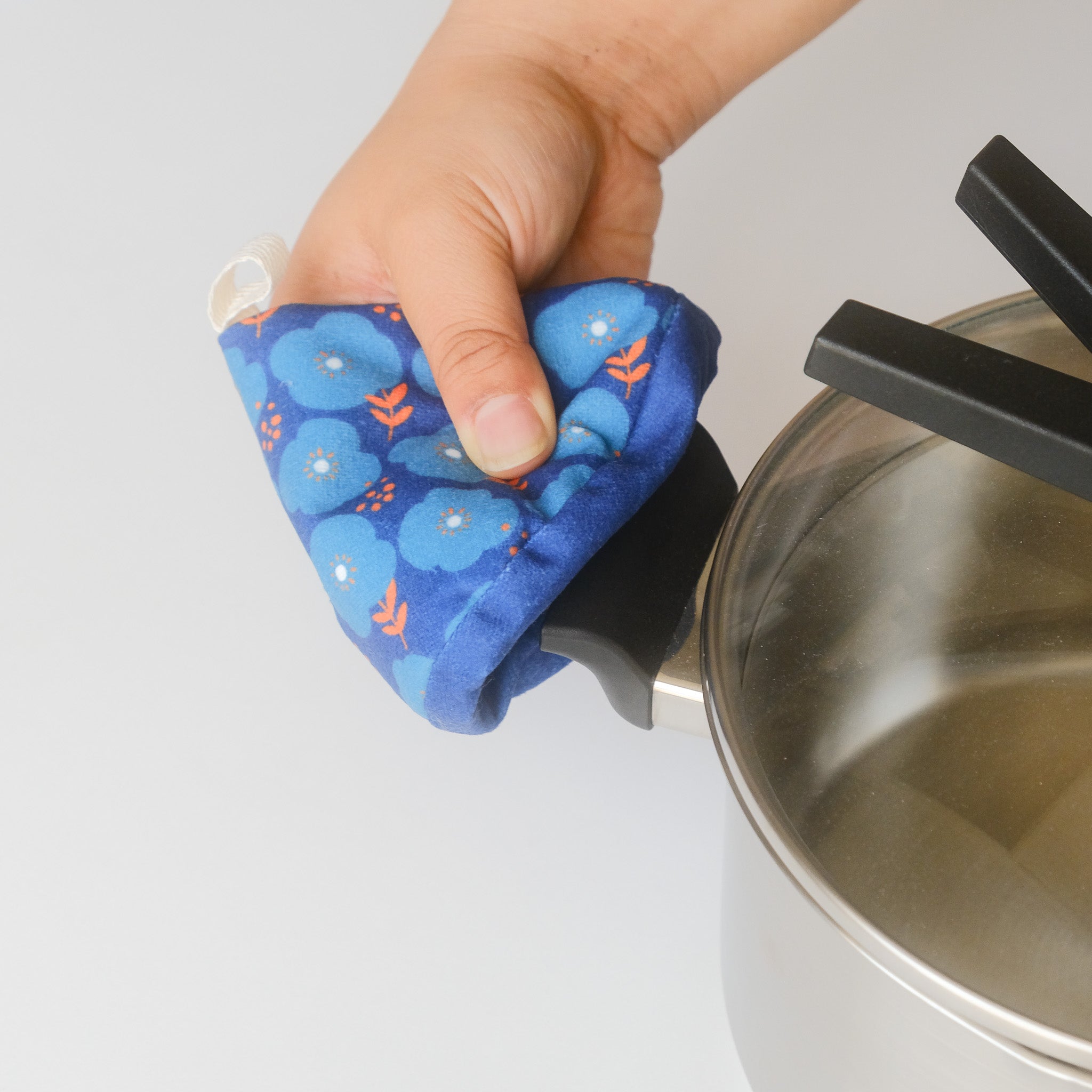 Cone Kitchen Mitt