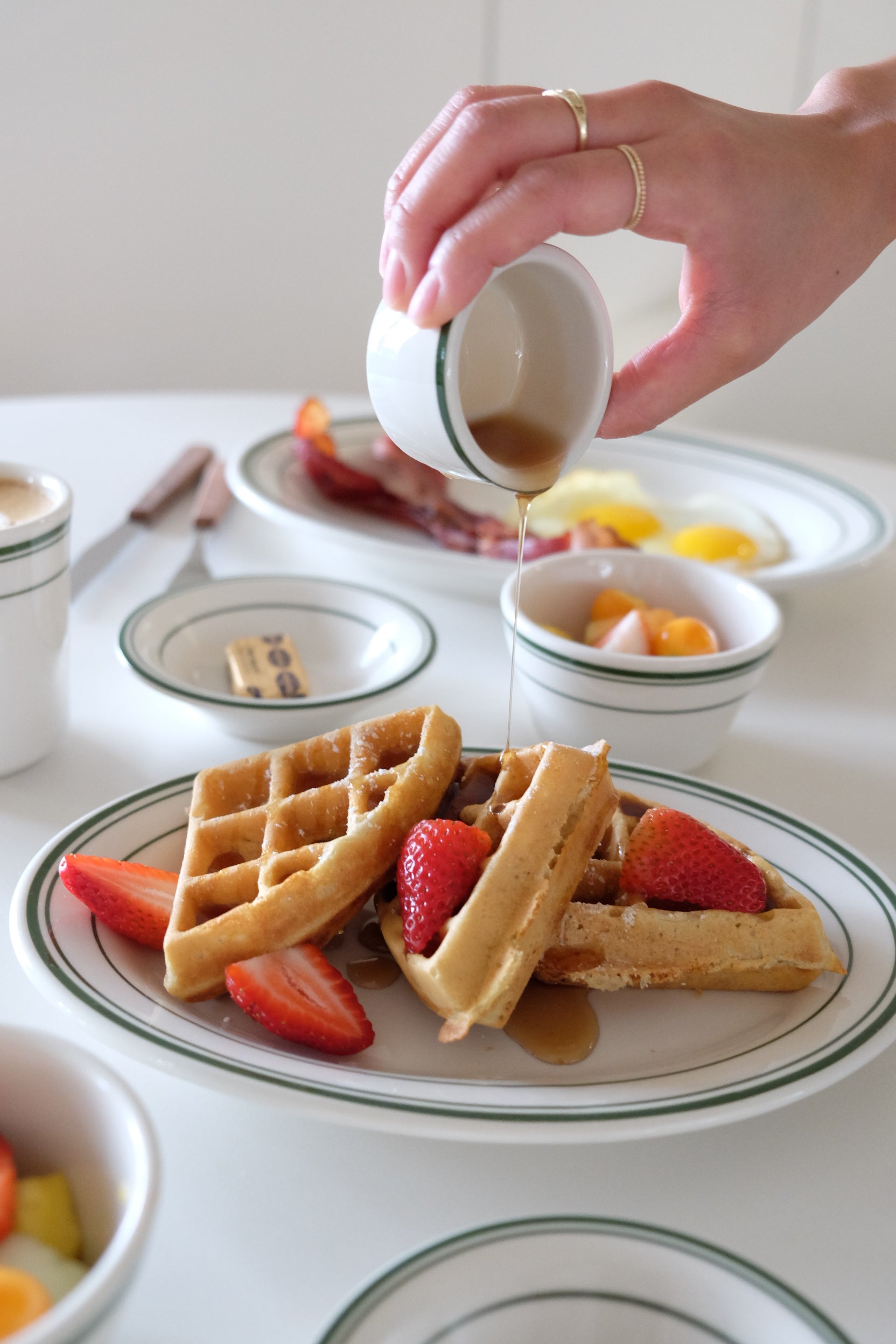 TUXTON Green Bay Brunch Set V.1 (11 Piece) Savings!