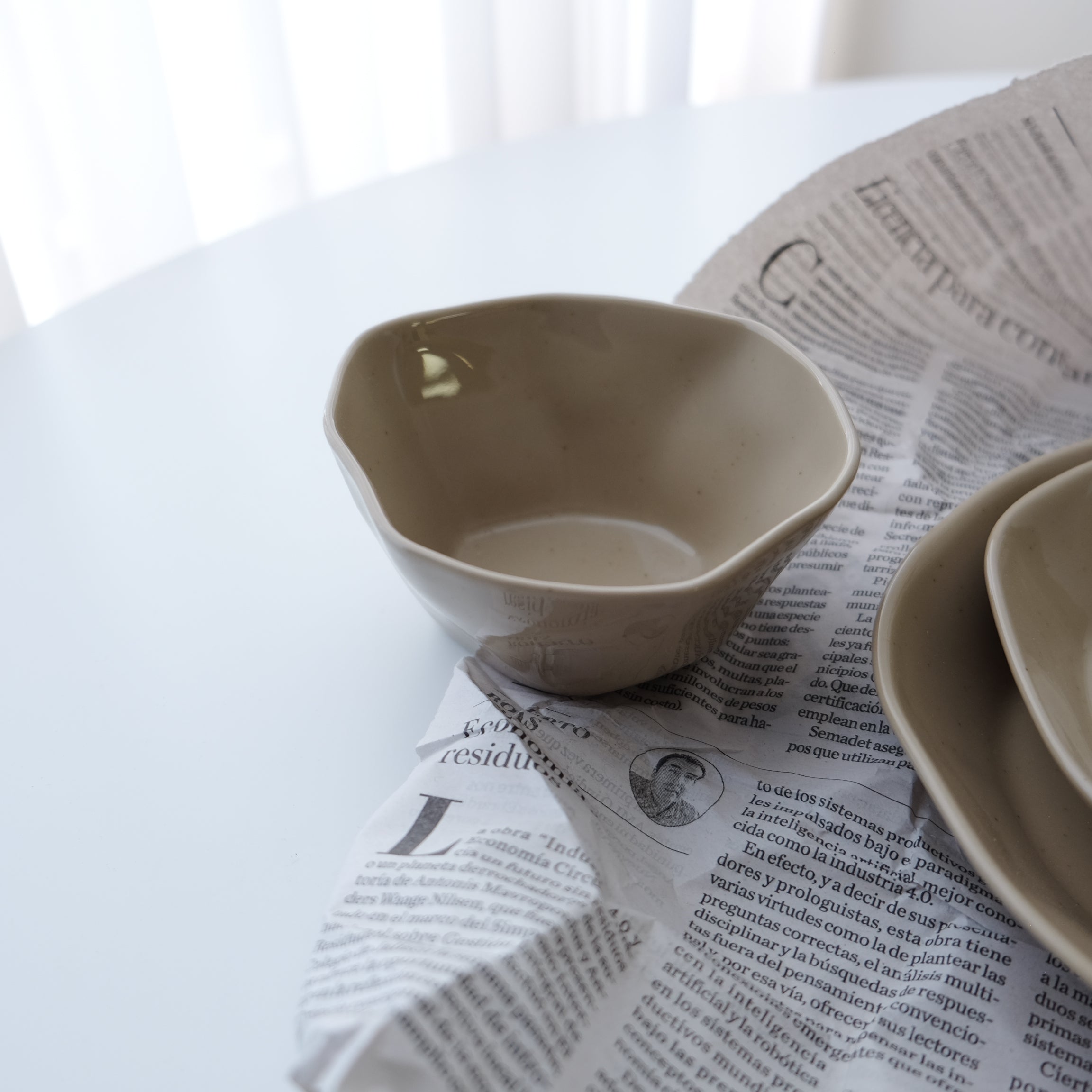 Epok Series / Glossy Line - Taupe