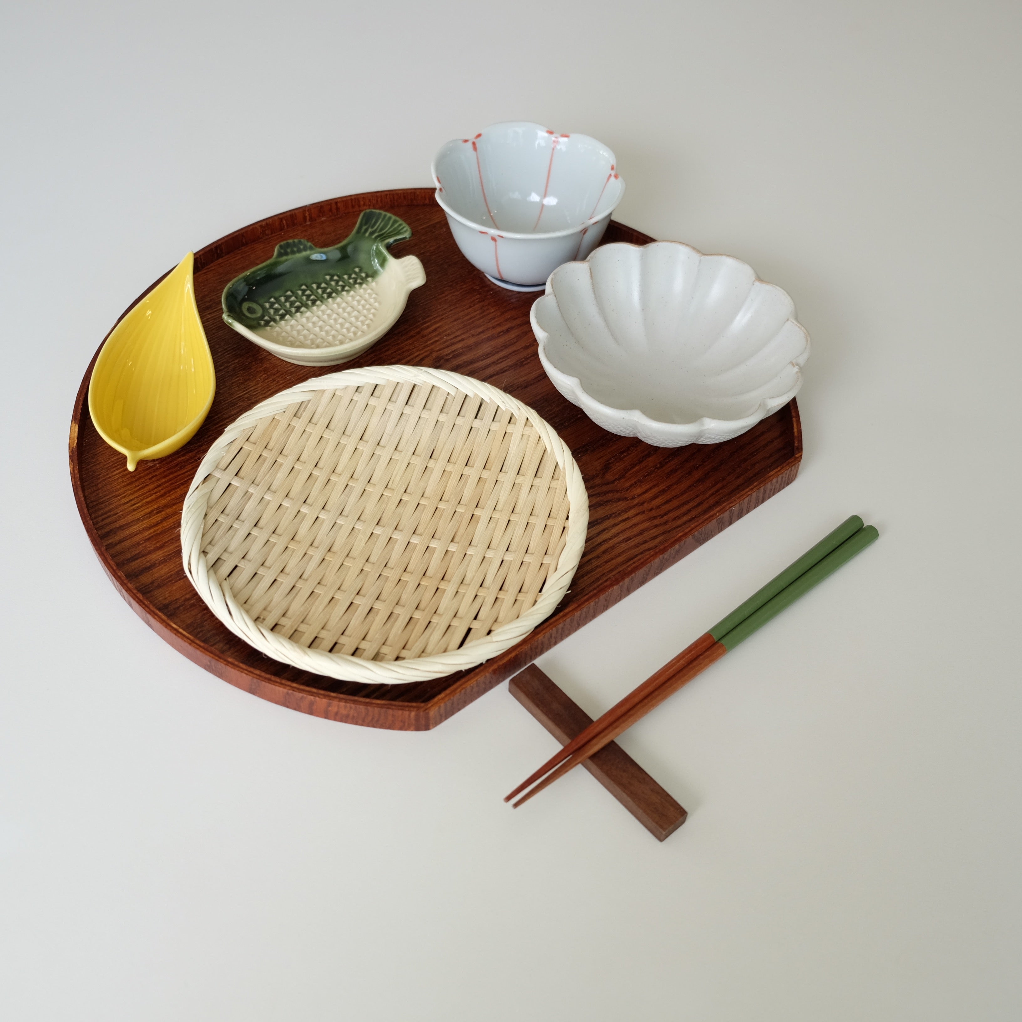 Tulip Dish (2 Colors)