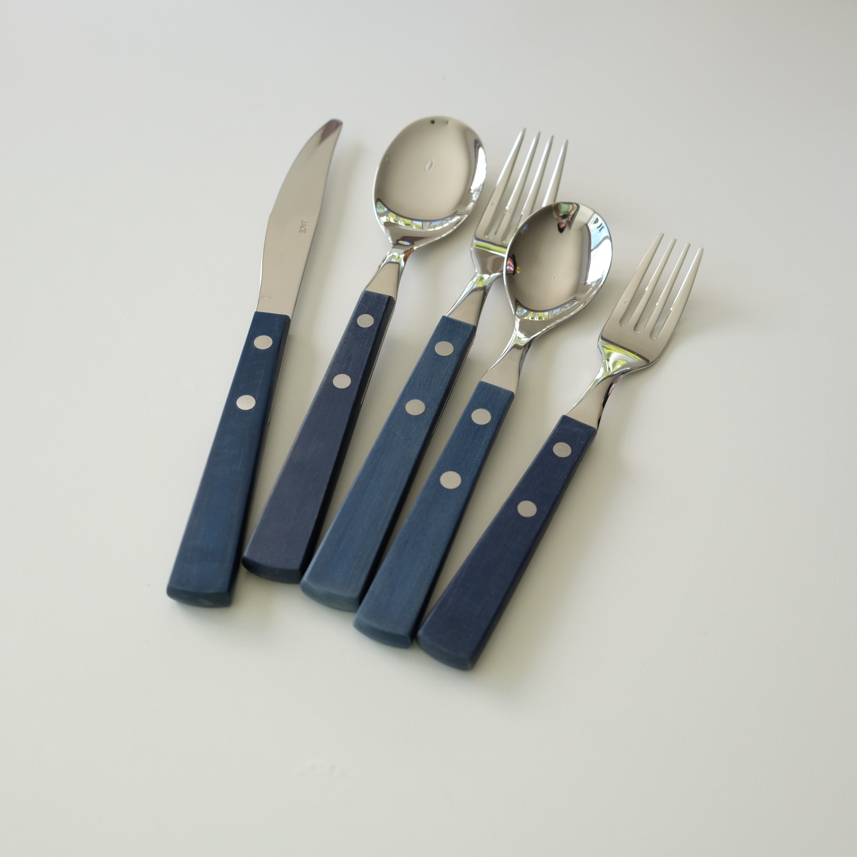 Simple Cutlery (4 Colors)