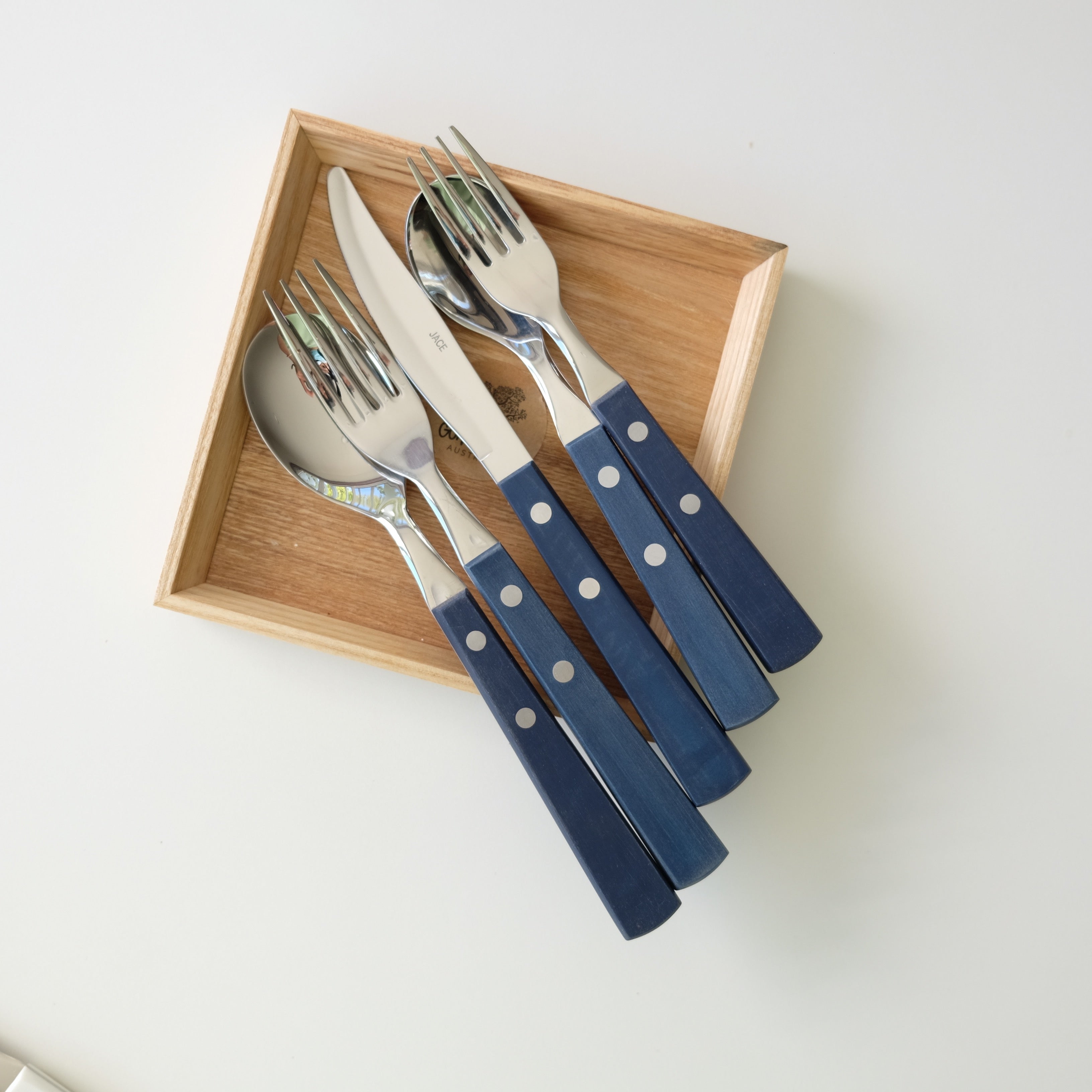 Simple Cutlery (4 Colors)