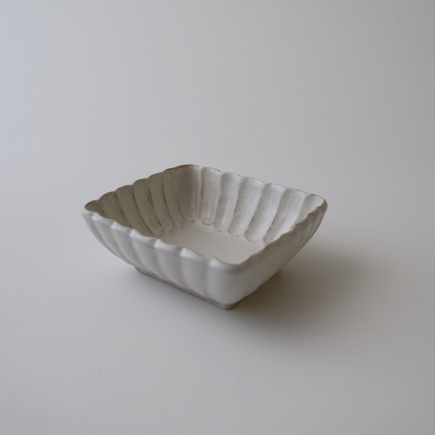 Shinogi Flower Rectangle Bowl