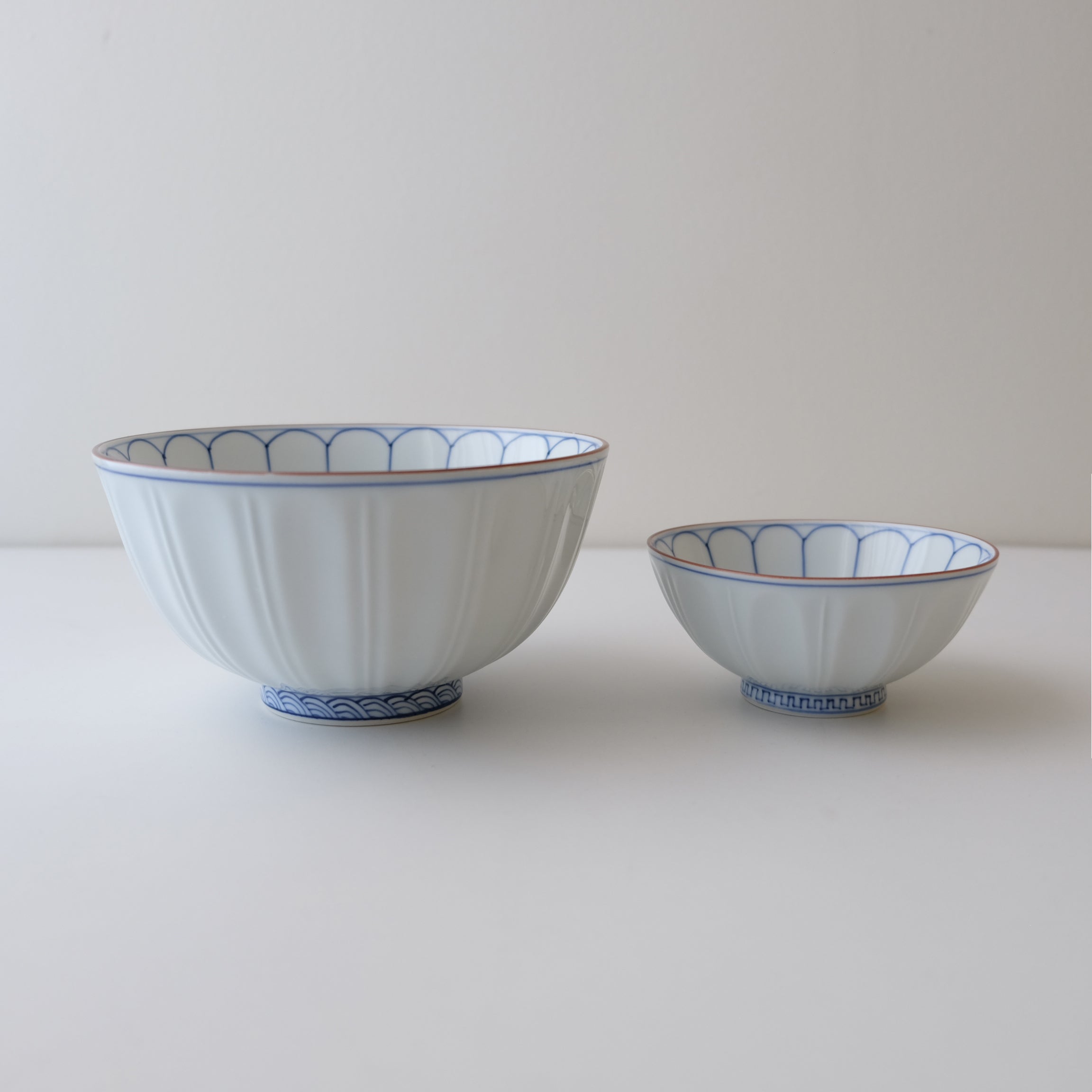 Shobido Honten - Chrysanthemum Bowl (2 sizes)