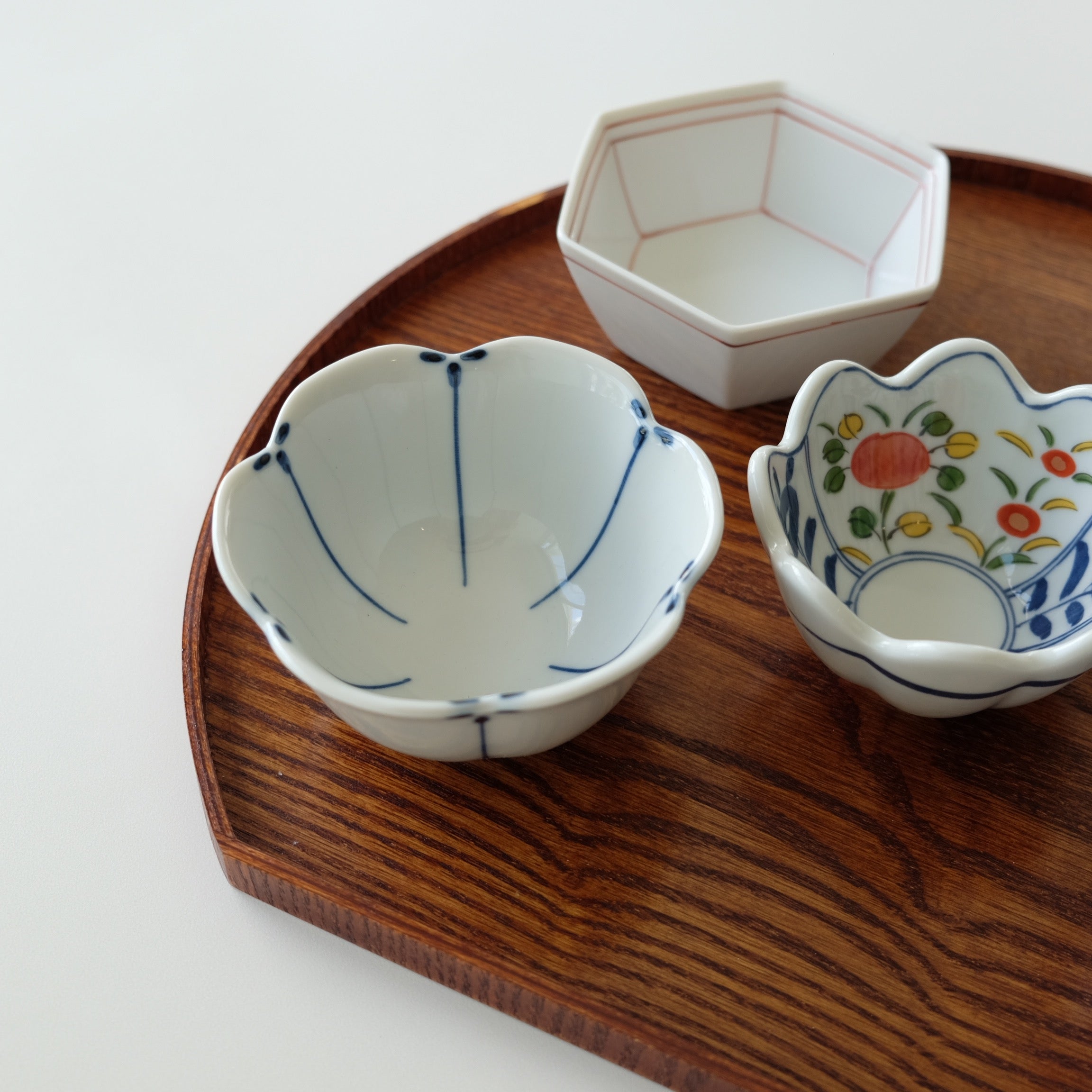 Tulip Dish (2 Colors)