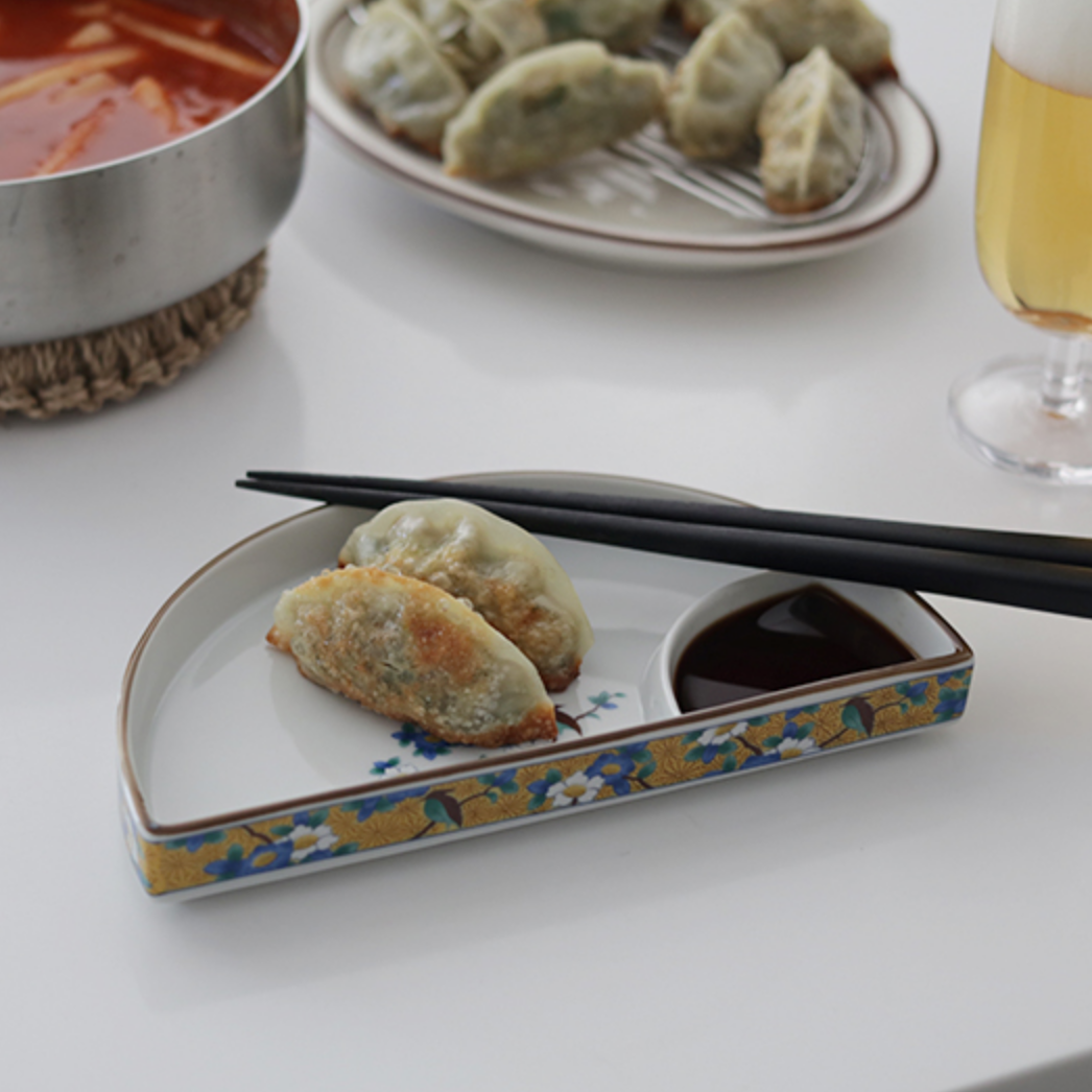 Half Moon Sashimi Dish - 5 Colors