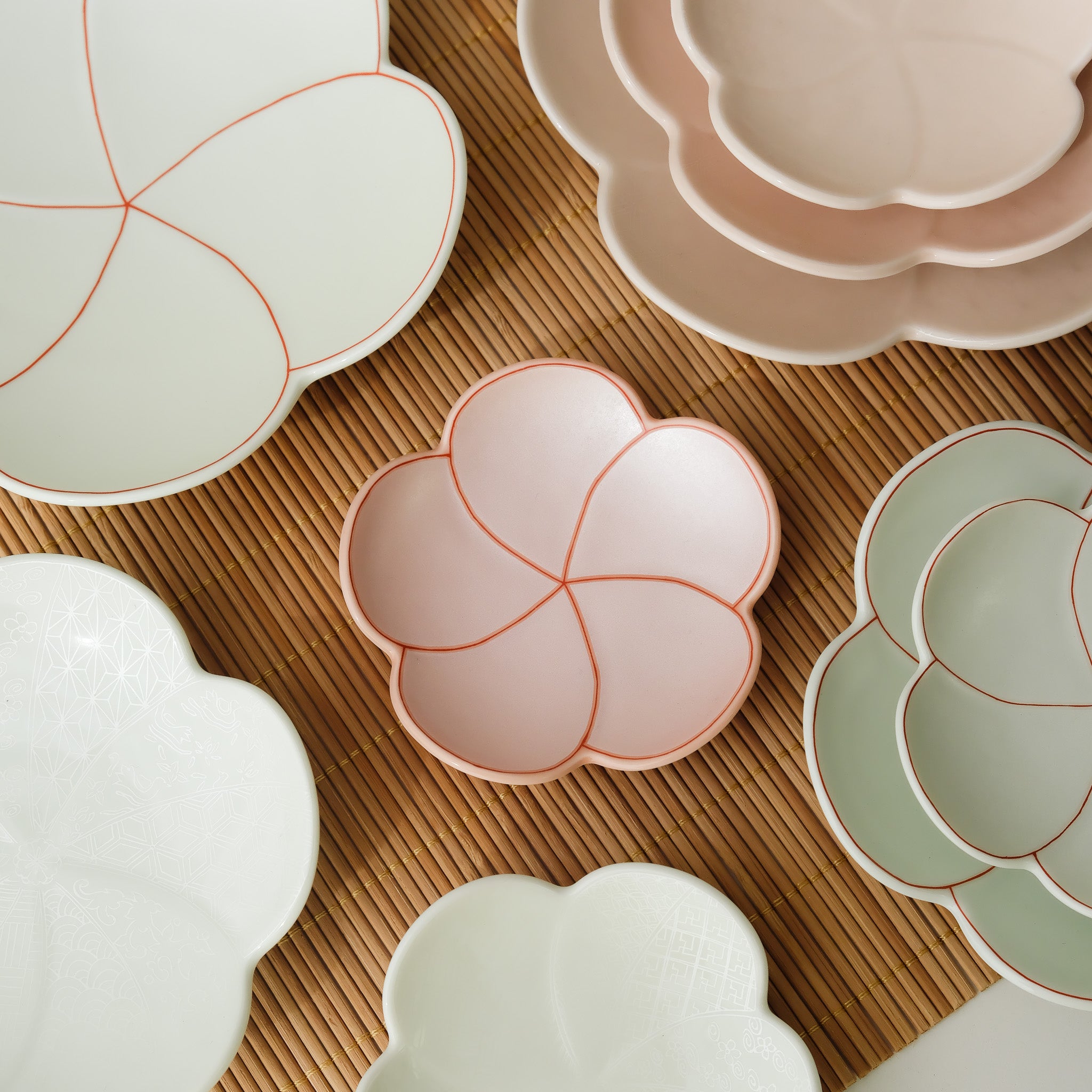 Shobido Honten - Bloom Flower Dish