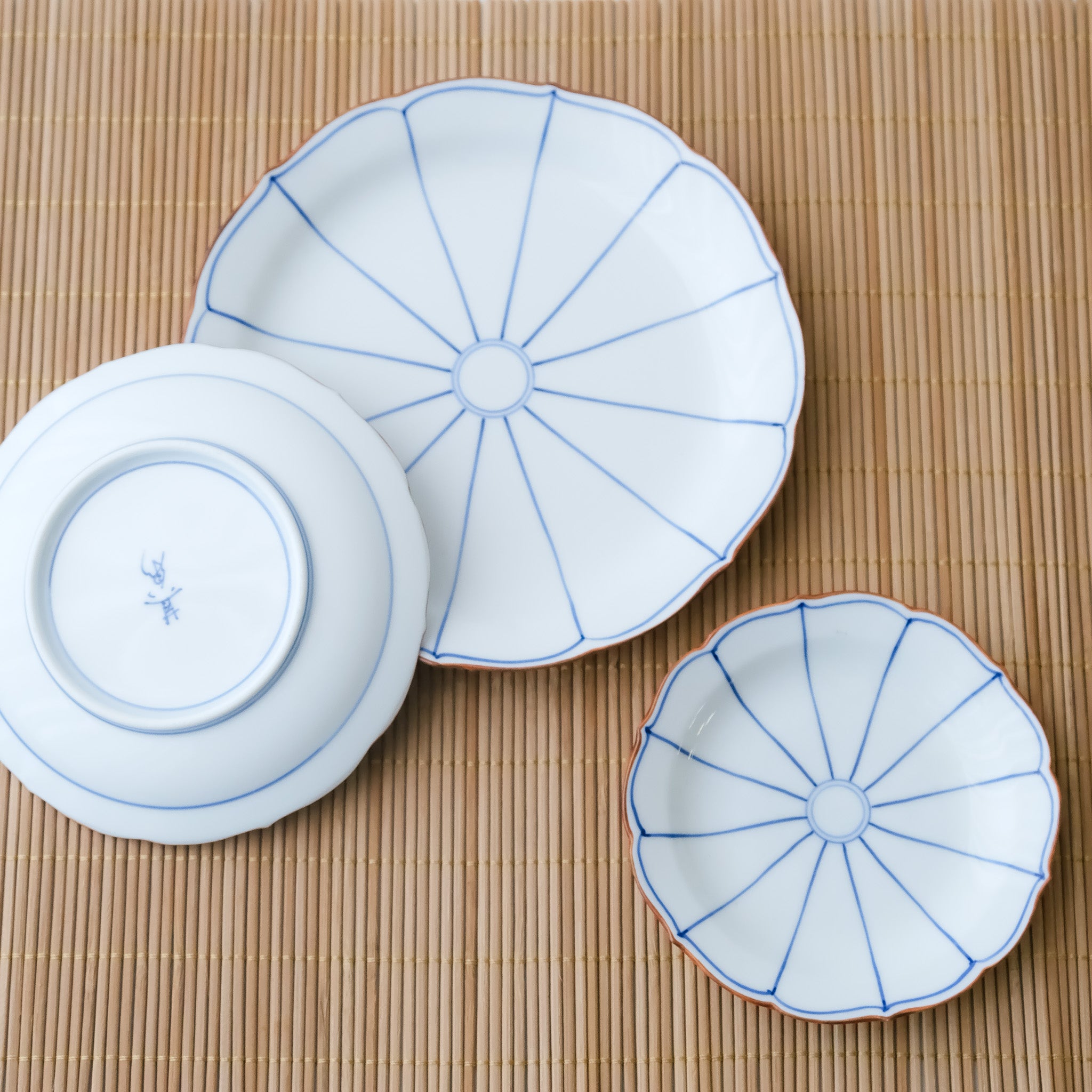 Shobido Honten - Bellflower Edge Flat Plate