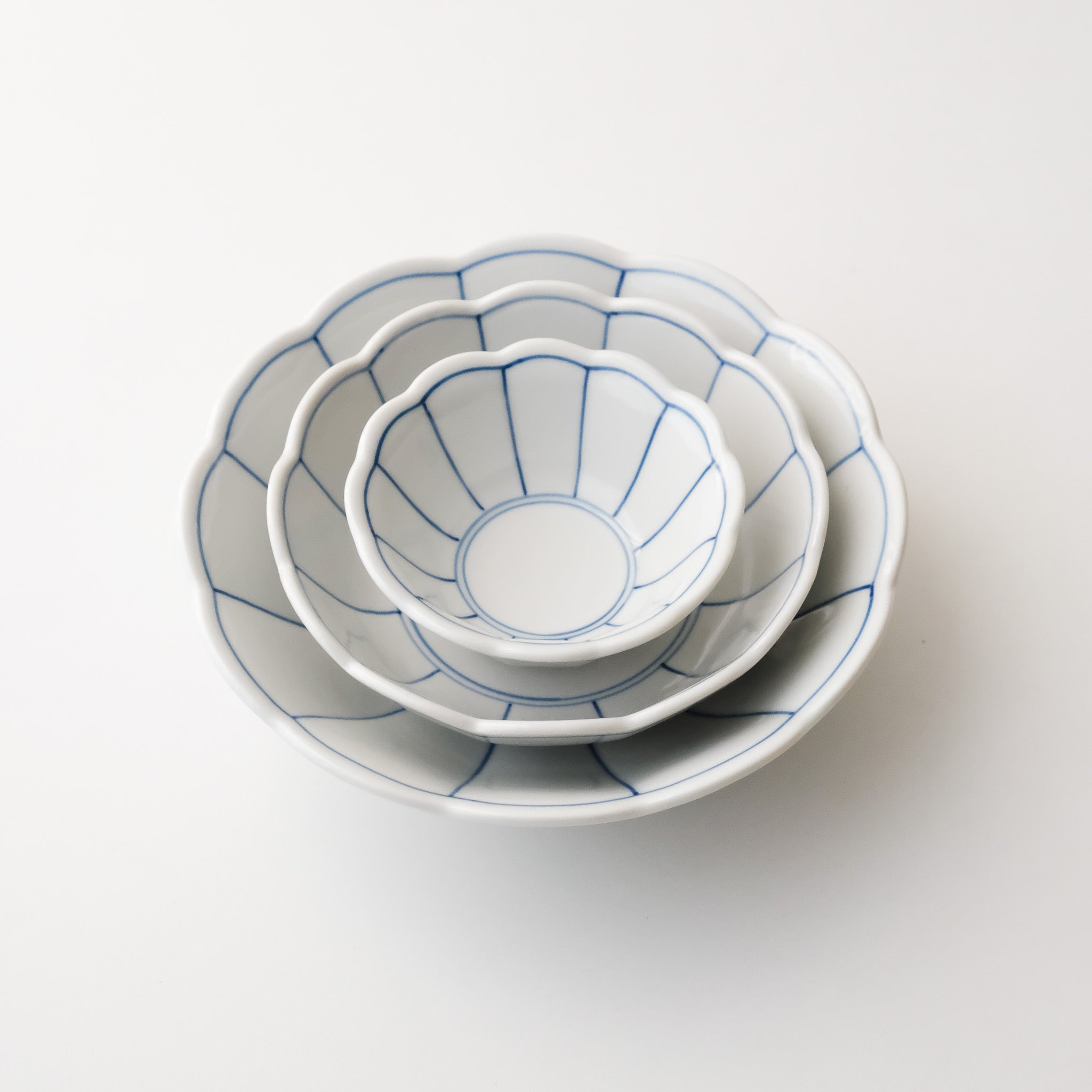 Chrysanthemum Dish (3 Sizes)