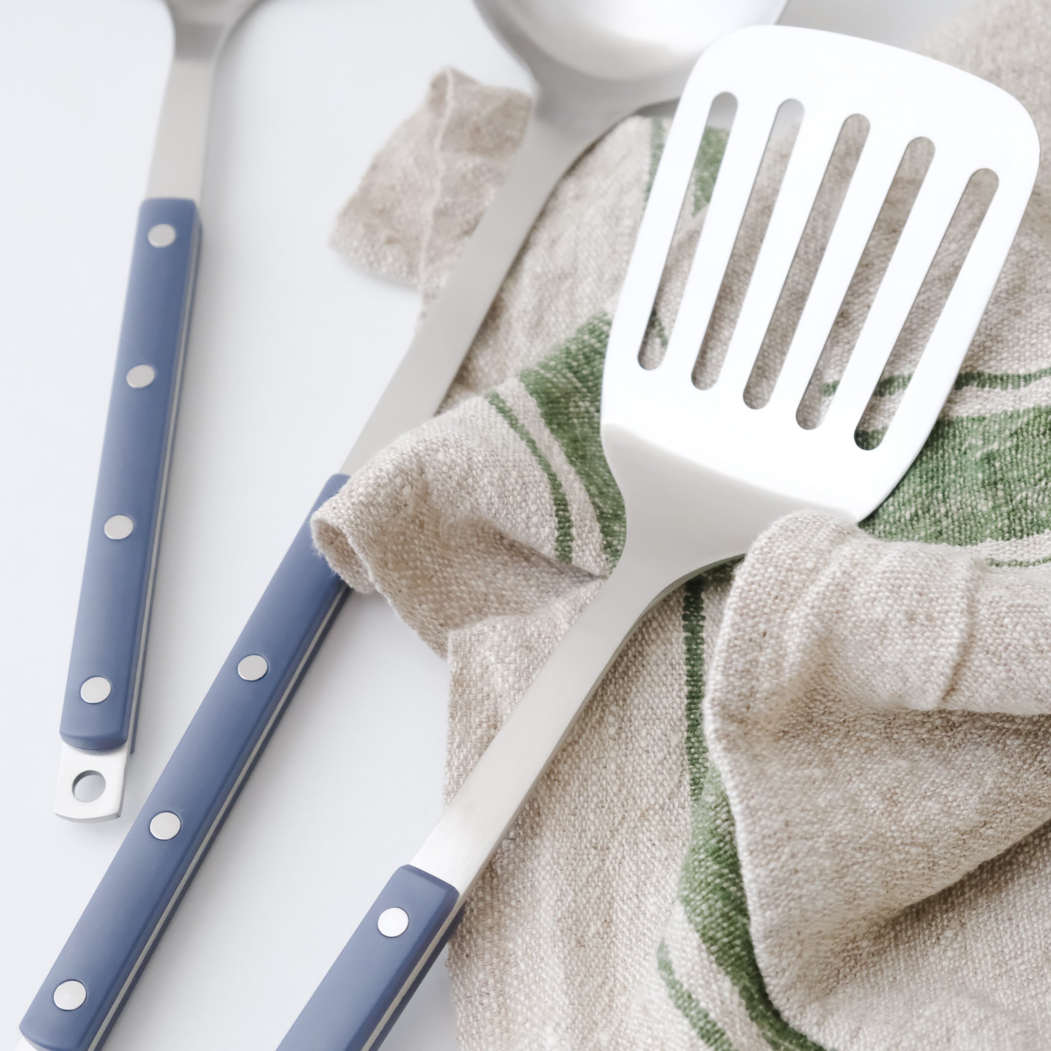 Bistro Cooking Tools (7 Options) - Dusty Blue