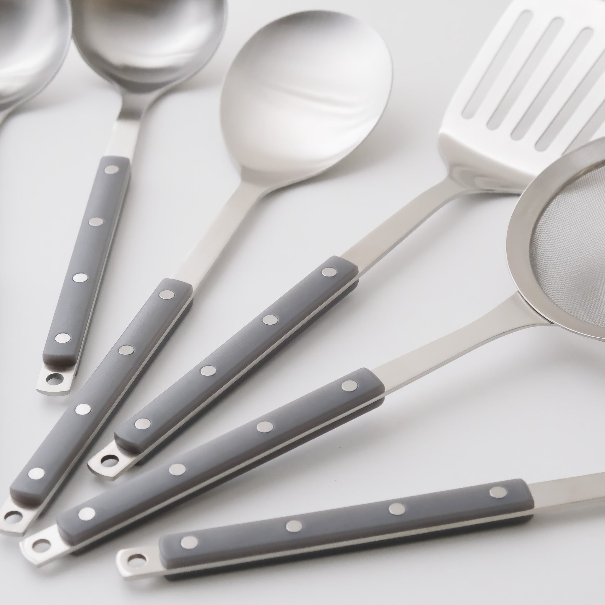 Bistro Cooking Tools (7 Options) - Gray