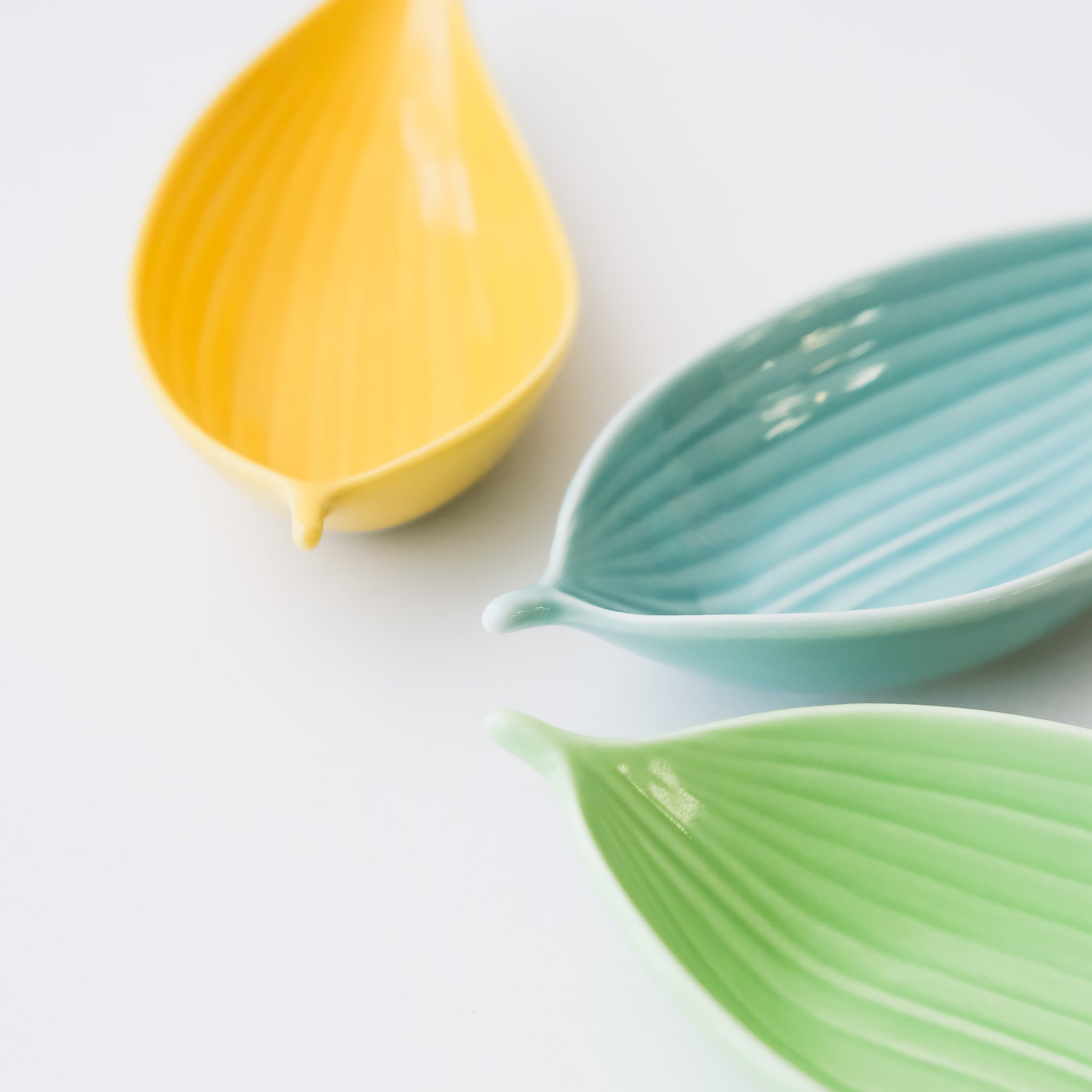 Sprout Mini Dish (New Colors)