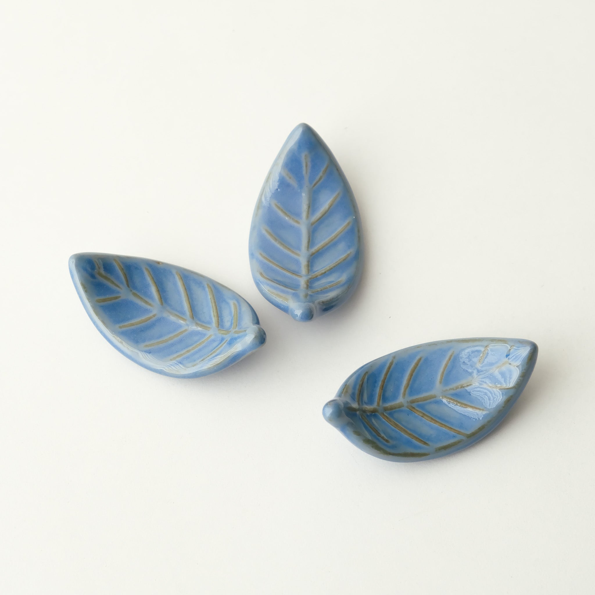 Blue Leaf Chopstick Rest