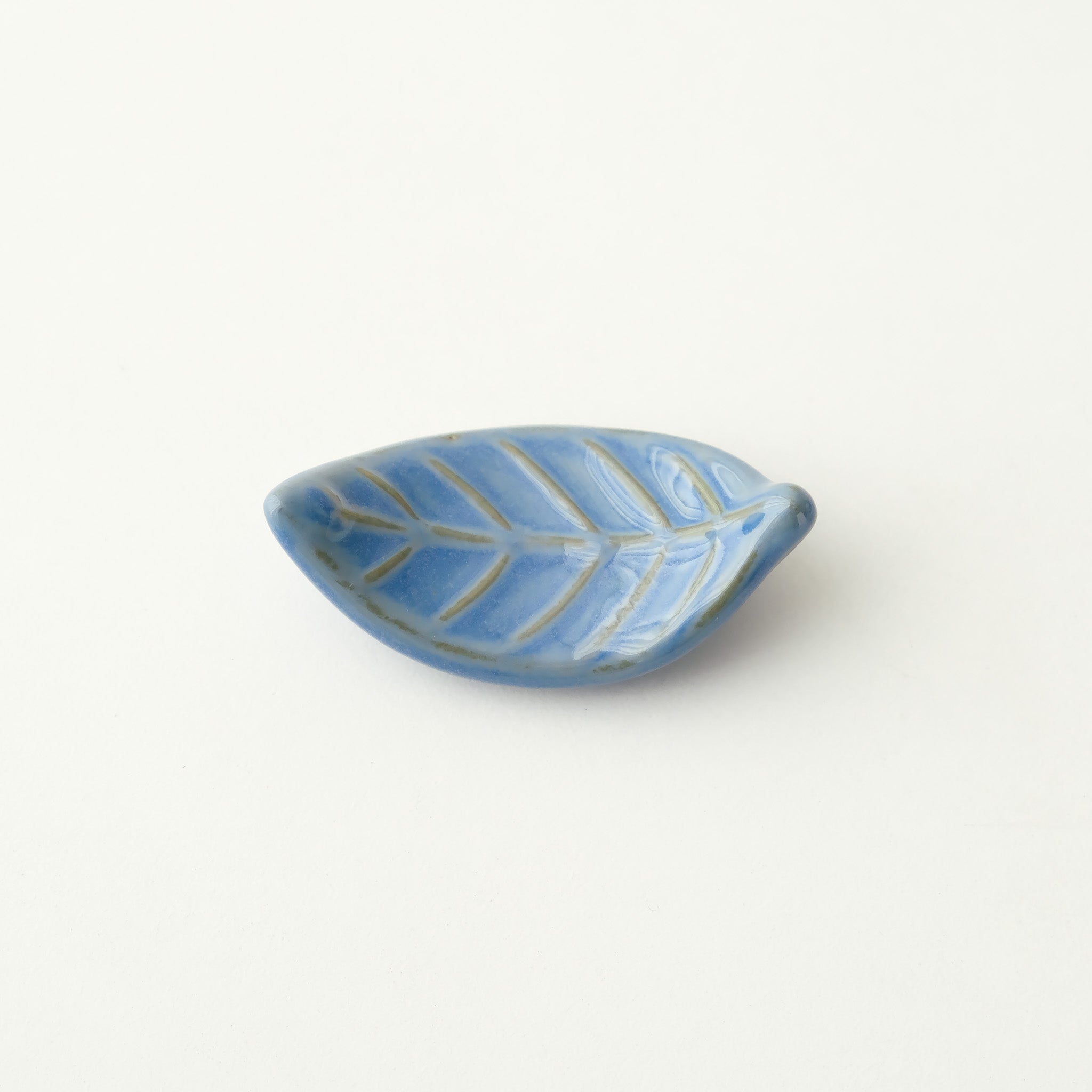 Blue Leaf Chopstick Rest