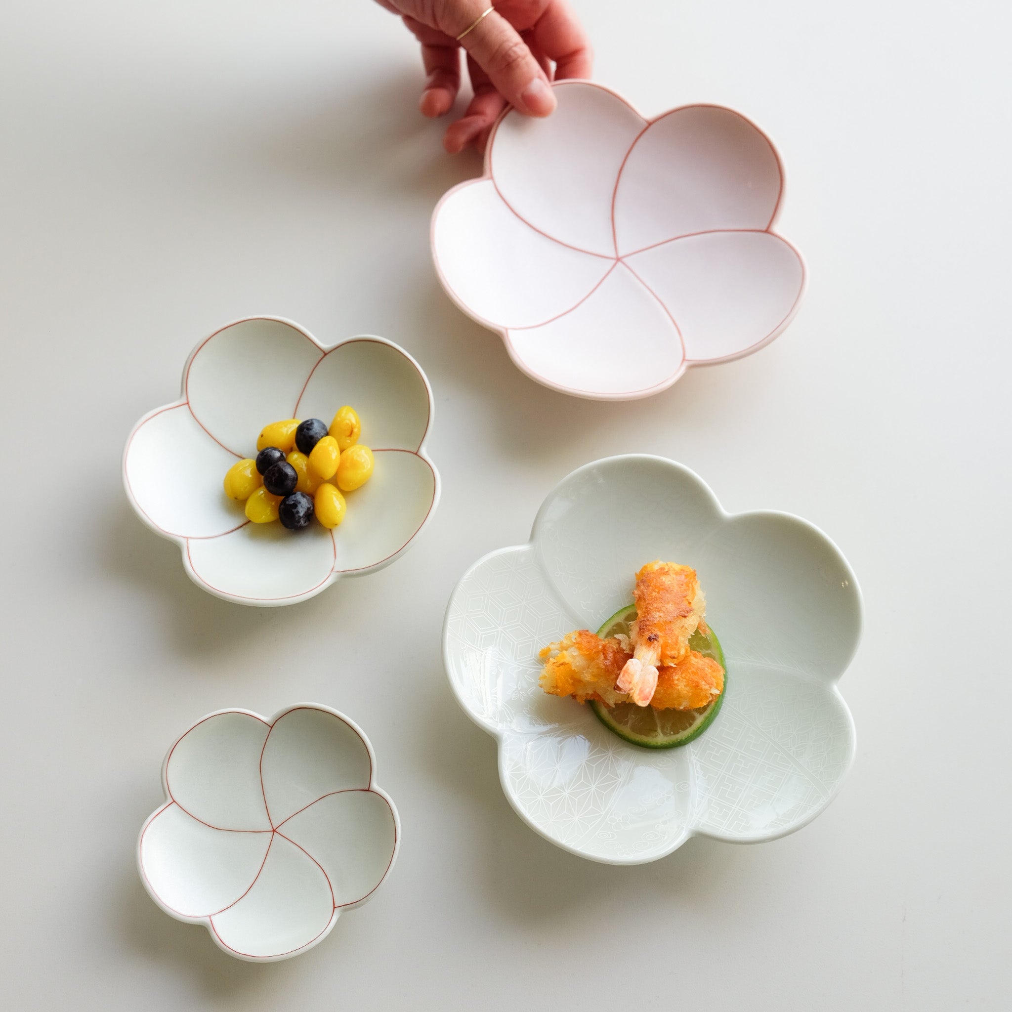 Shobido Honten - Bloom Flower Dish