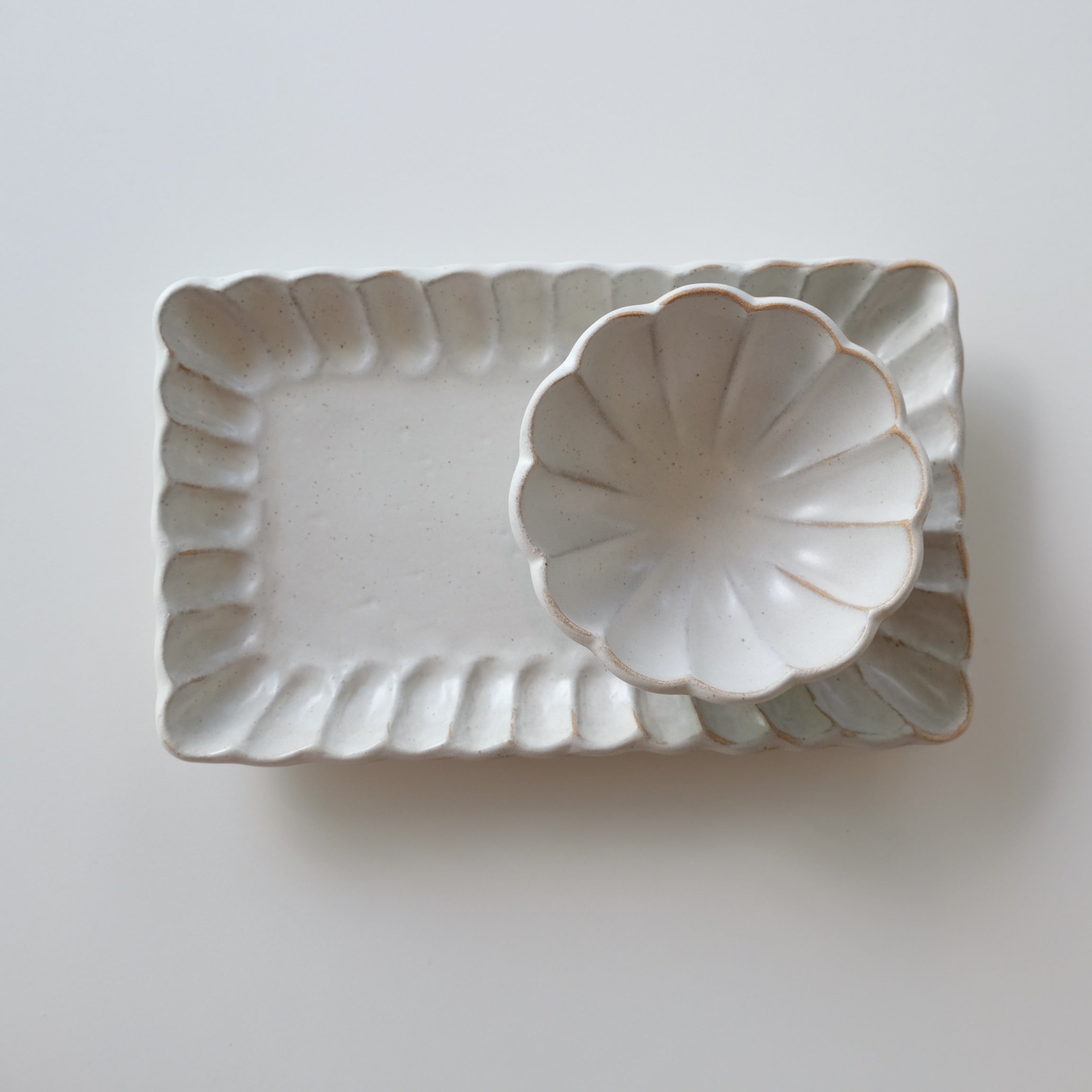 Shinogi Flower Rectangle / Square Plate