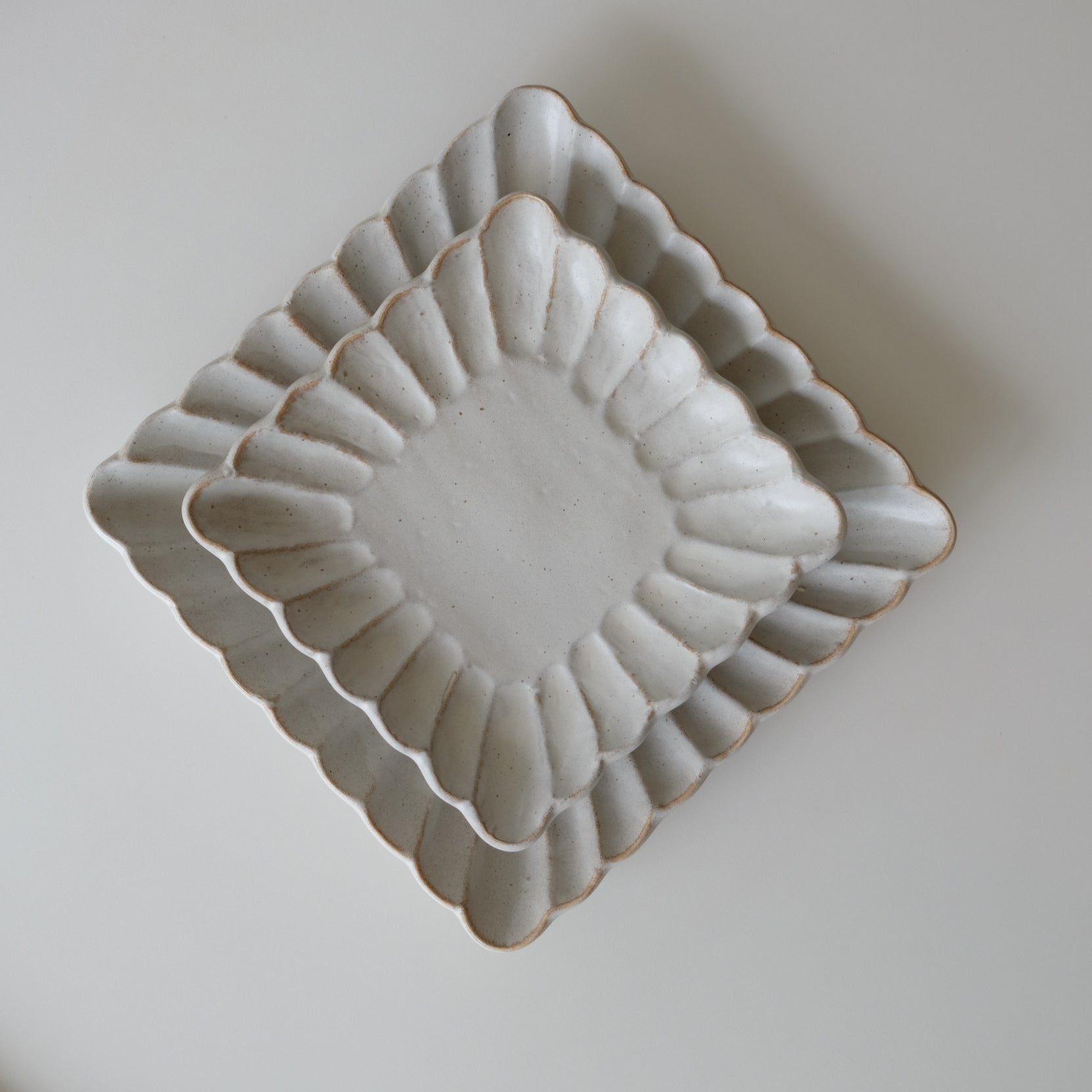 Shinogi Flower Rectangle / Square Plate