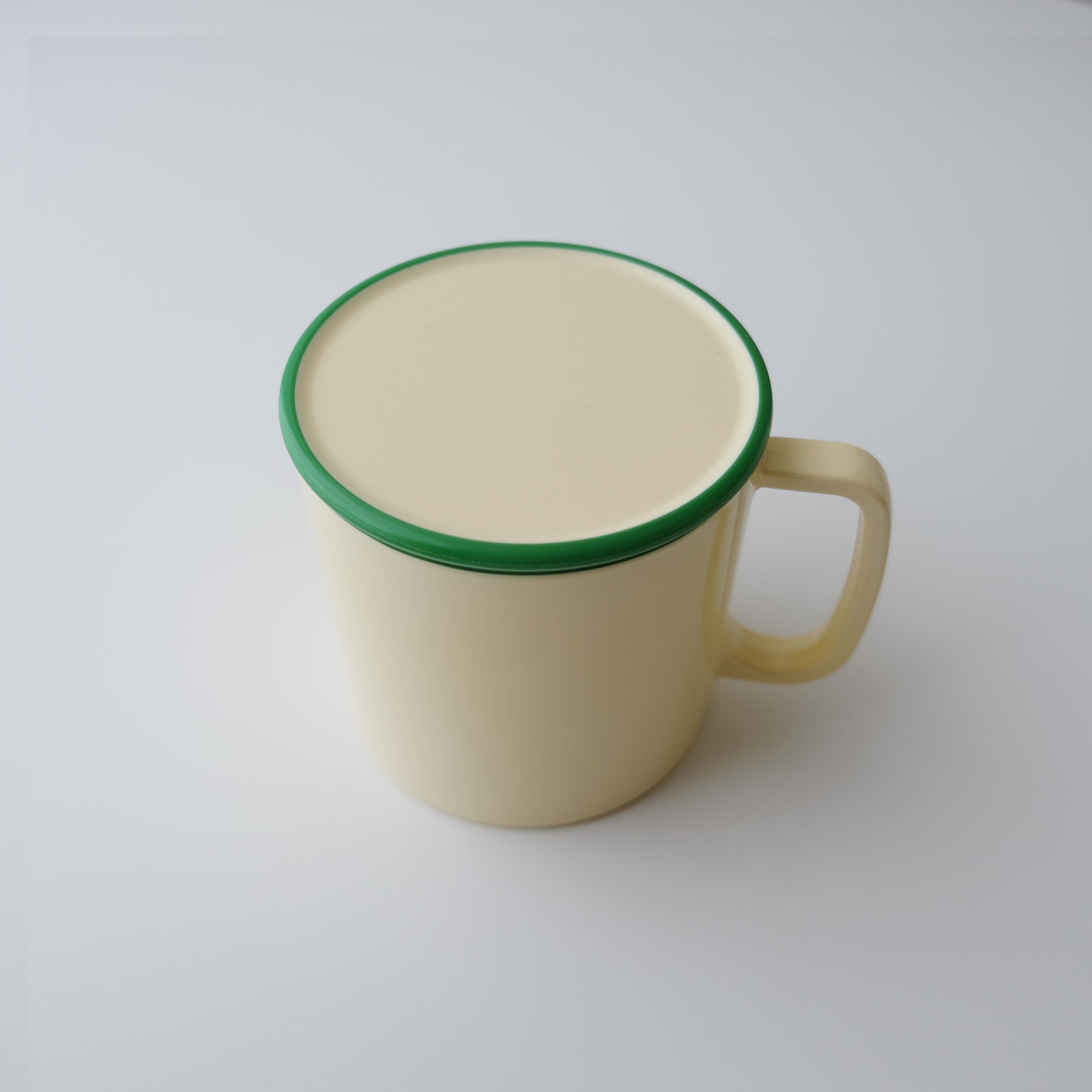 Awaken Melamine Avocado Rim - Mug with Lid