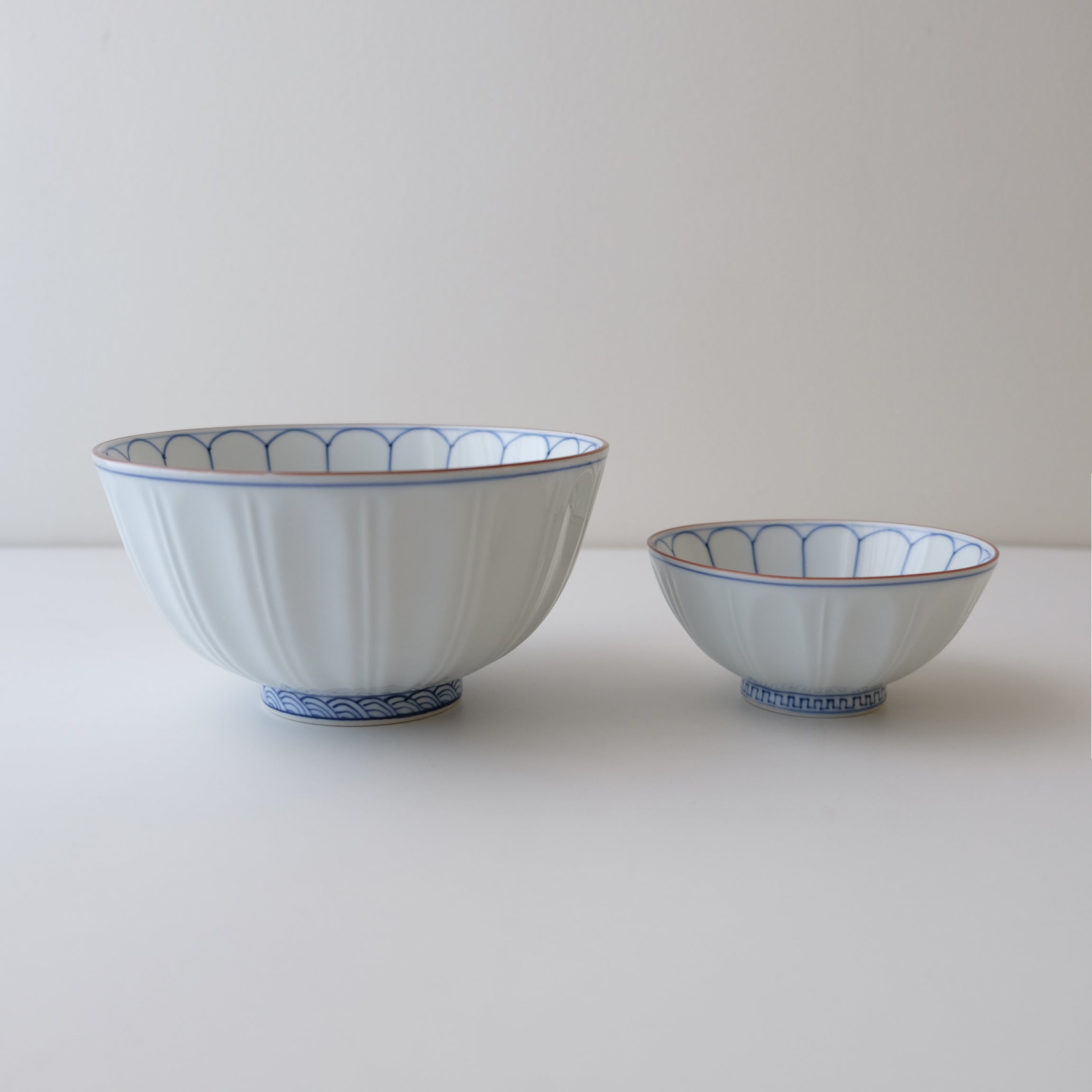 Shobido Honten-Chrysanthemum bowls (2 sizes) – We Round