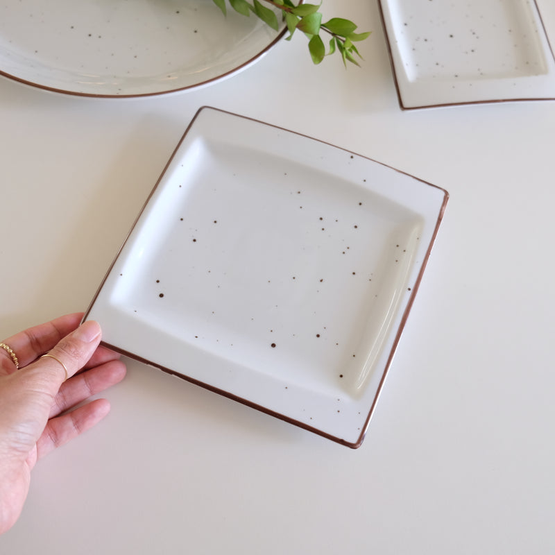 Porvasal Dots Non Traditional Dish (Turia Brown)