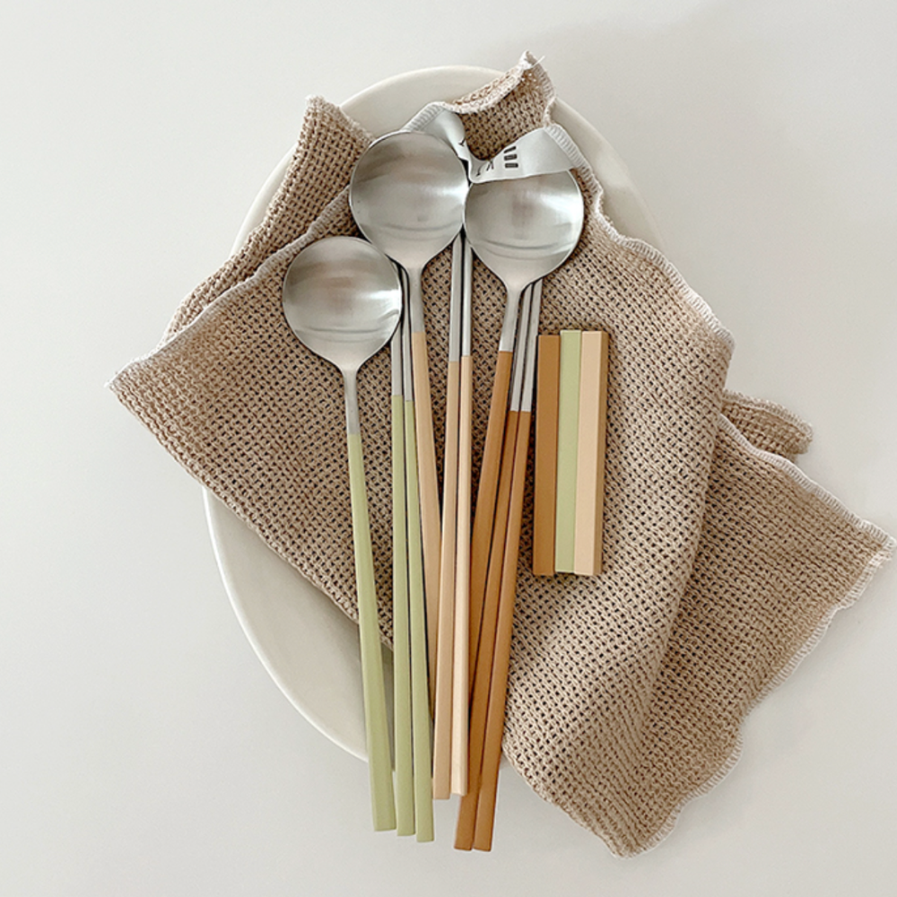 Pantone Korean Spoon and Chopsticks (New Colors!)